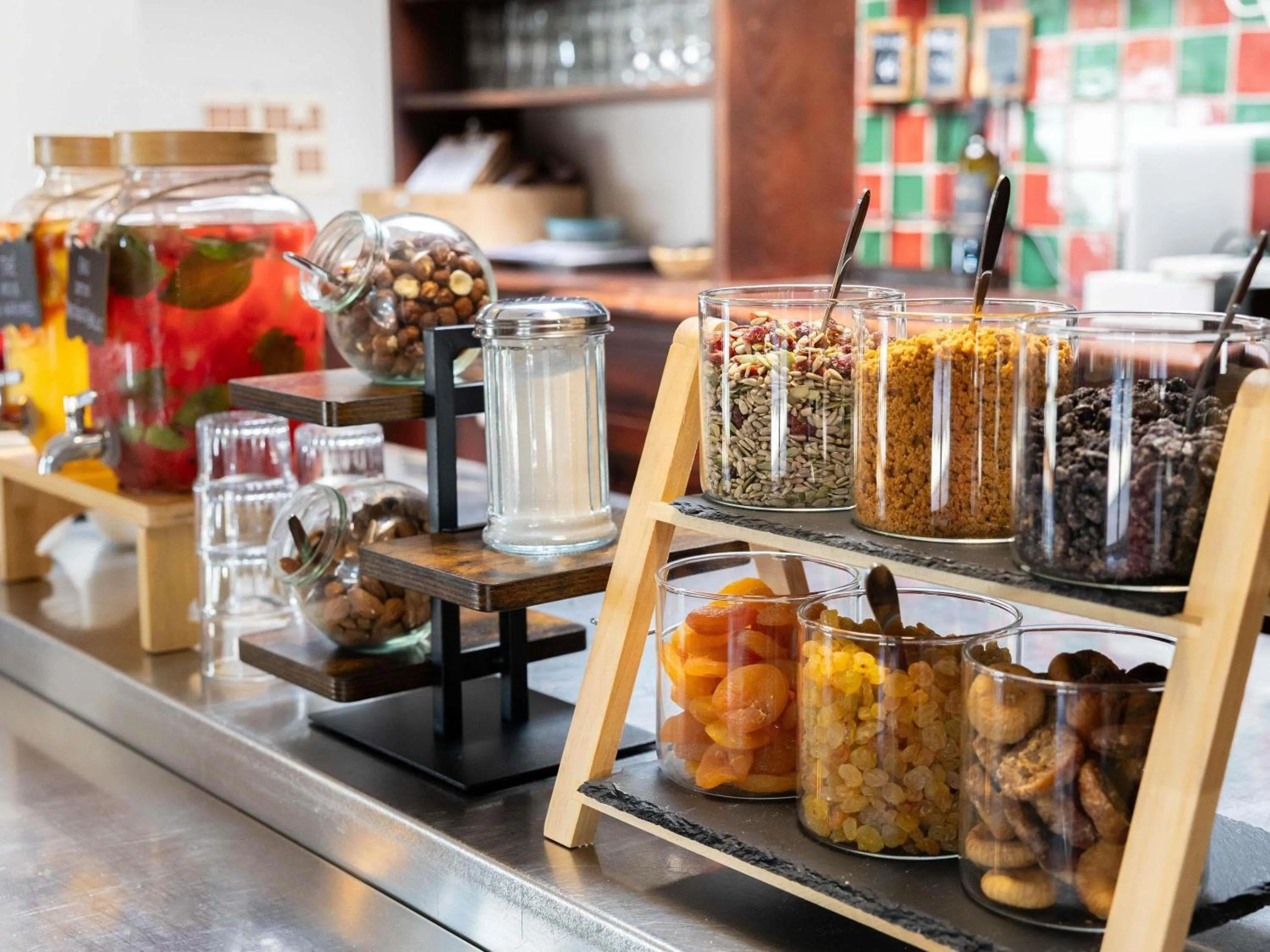 Breakfast in ibis Carcassonne Est la Cité