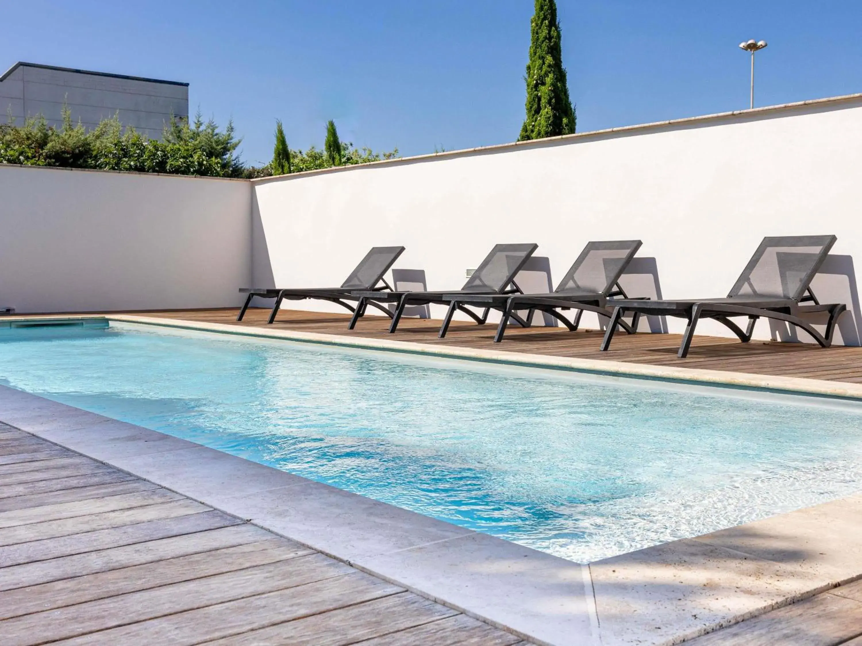 Property building in ibis Carcassonne Est la Cité Property building in ibis Carcassonne Est la Cité
