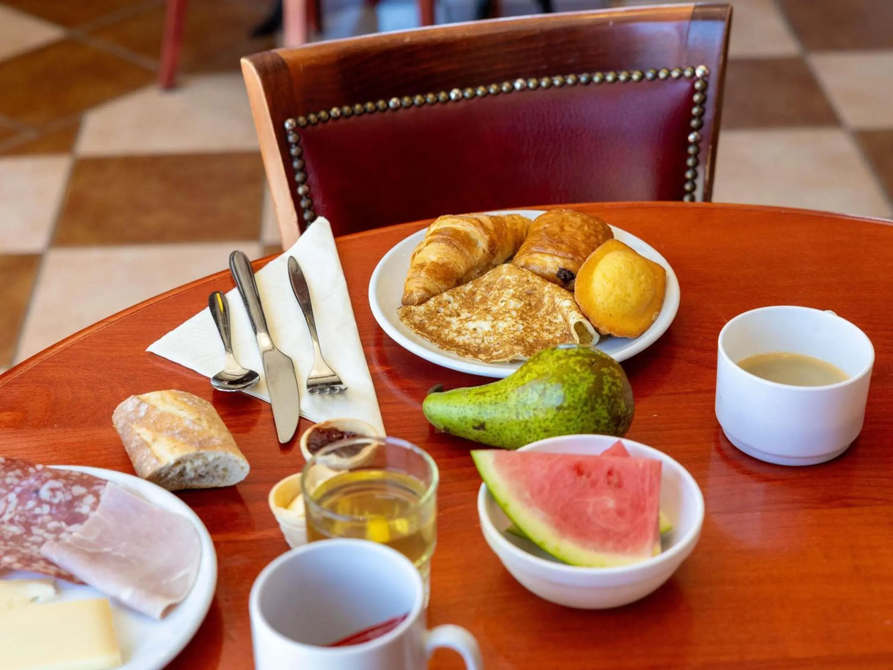 Breakfast in ibis Carcassonne Est la Cité Breakfast in ibis Carcassonne Est la Cité