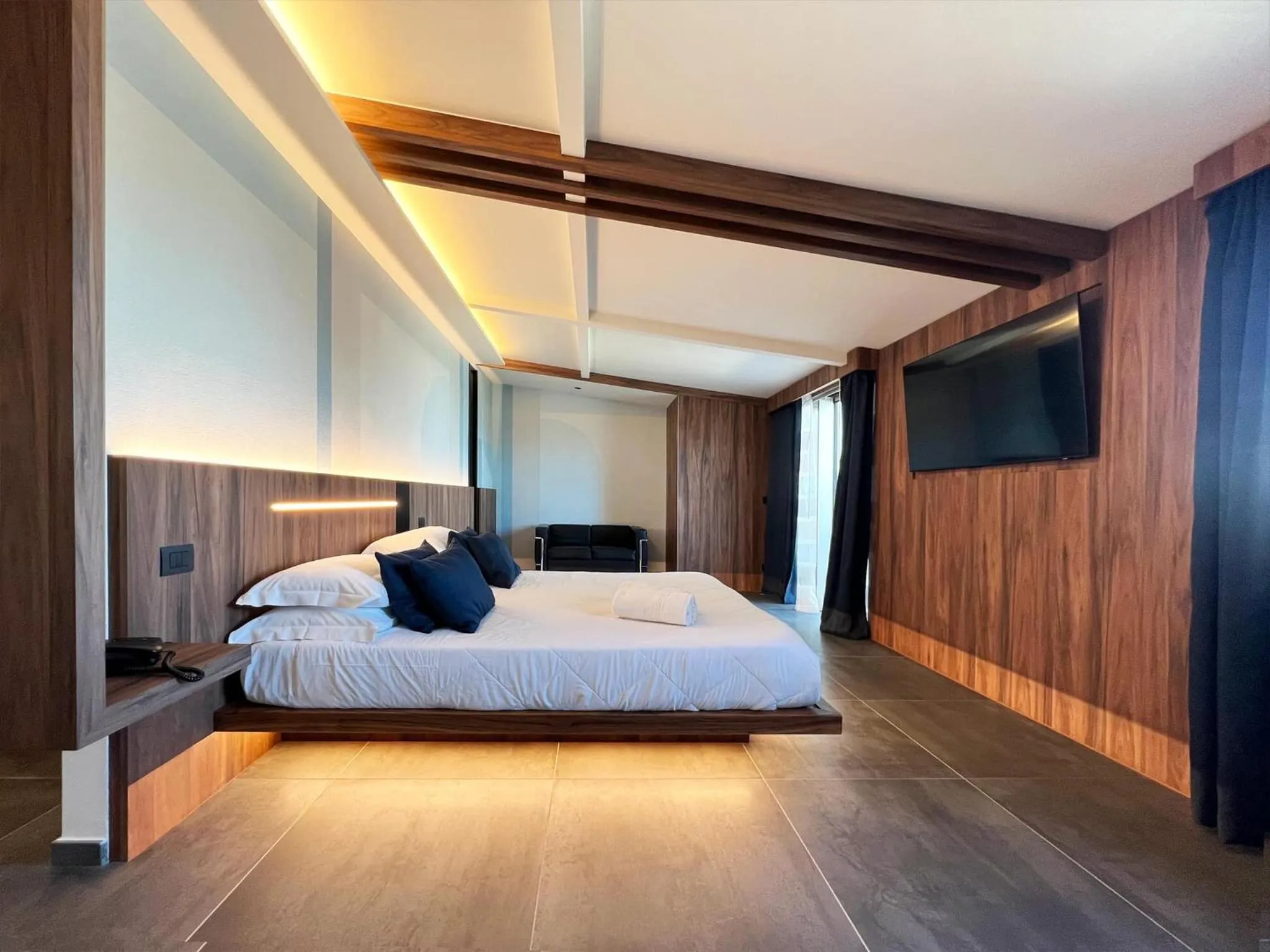 Bed in Hotel La Bussola