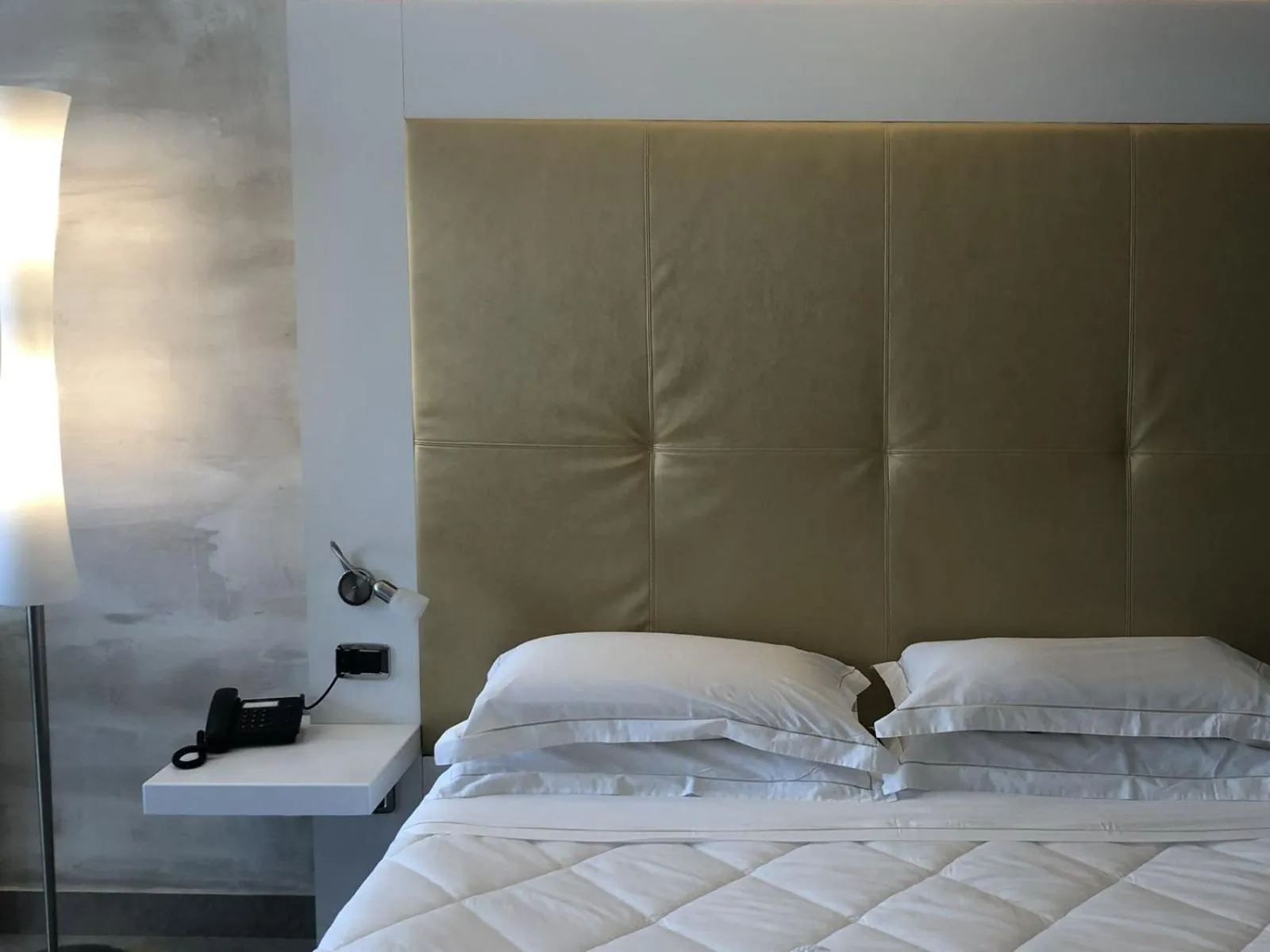 Bed in Hotel La Bussola