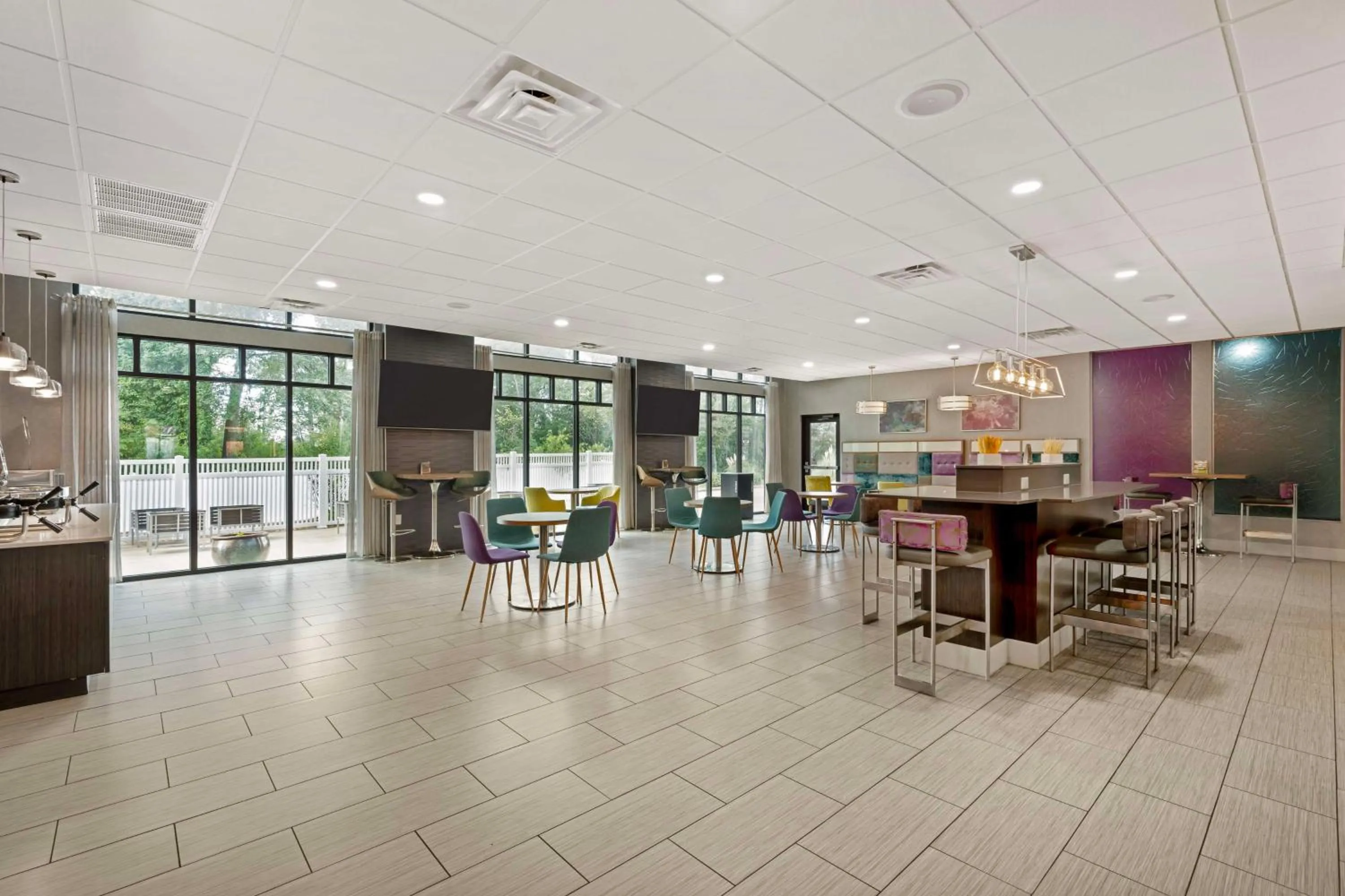 Breakfast in Best Western Plus Ruston Hotel