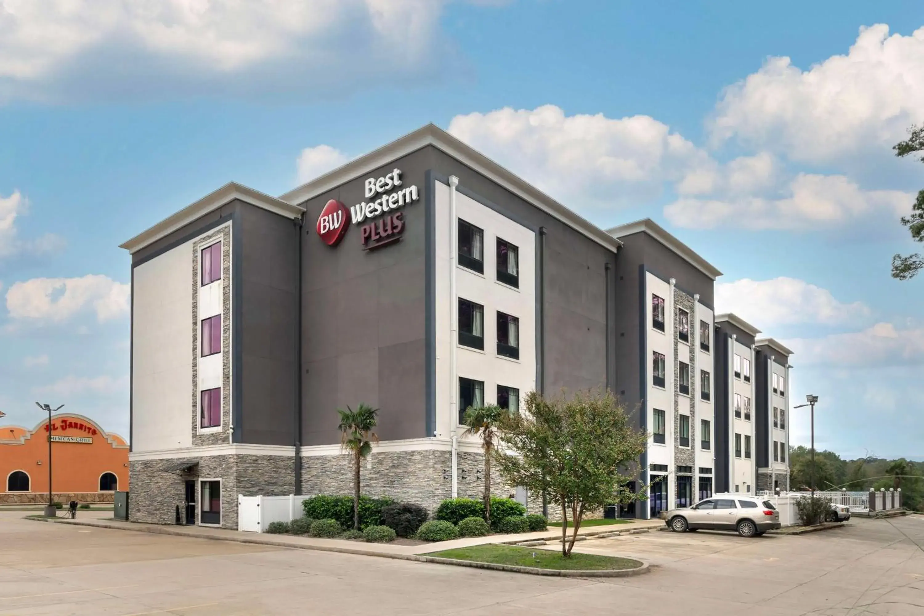 Property building in Best Western Plus Ruston Hotel Property building in Best Western Plus Ruston Hotel