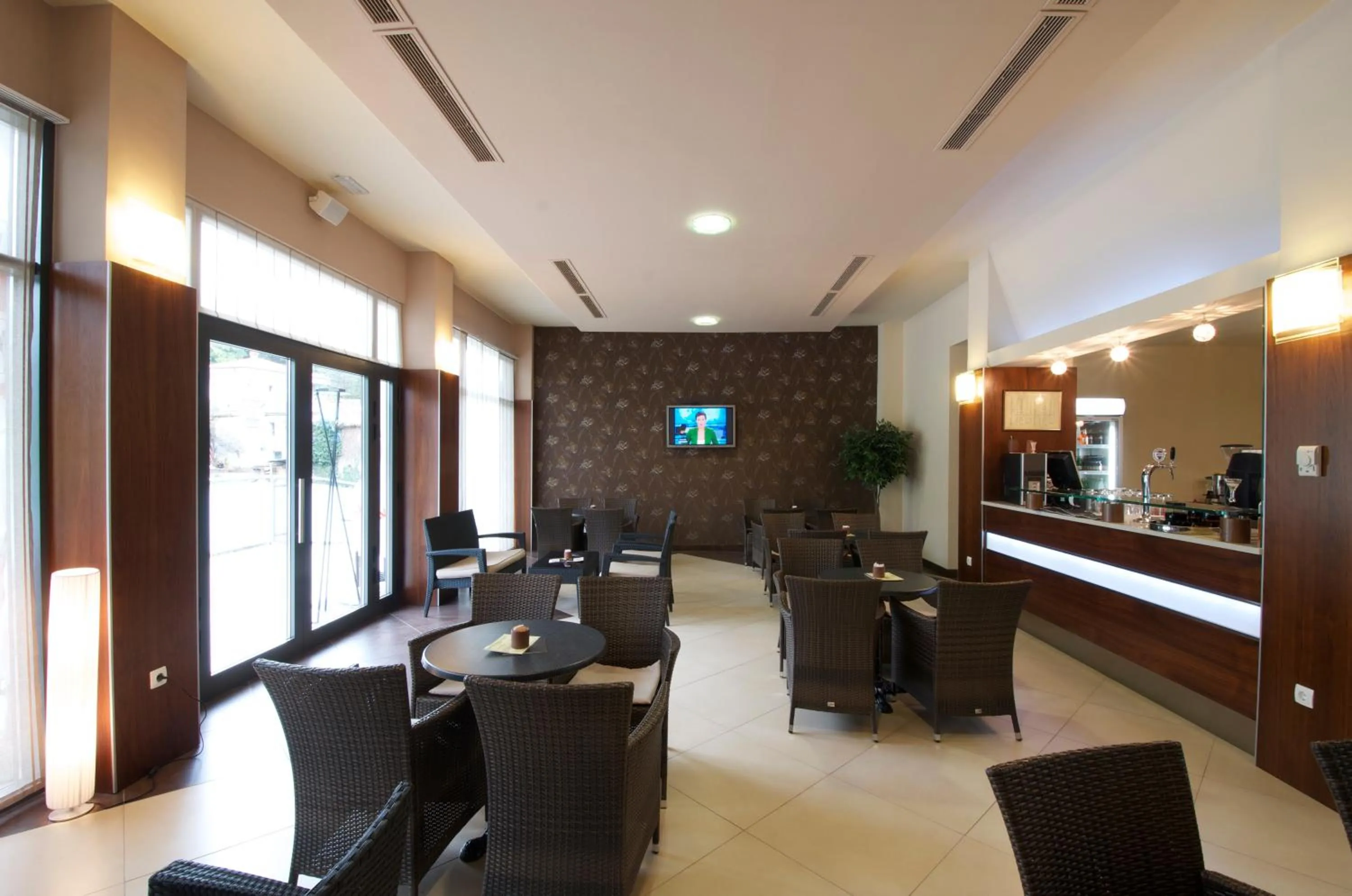 Lounge or bar in Hotel Fontana