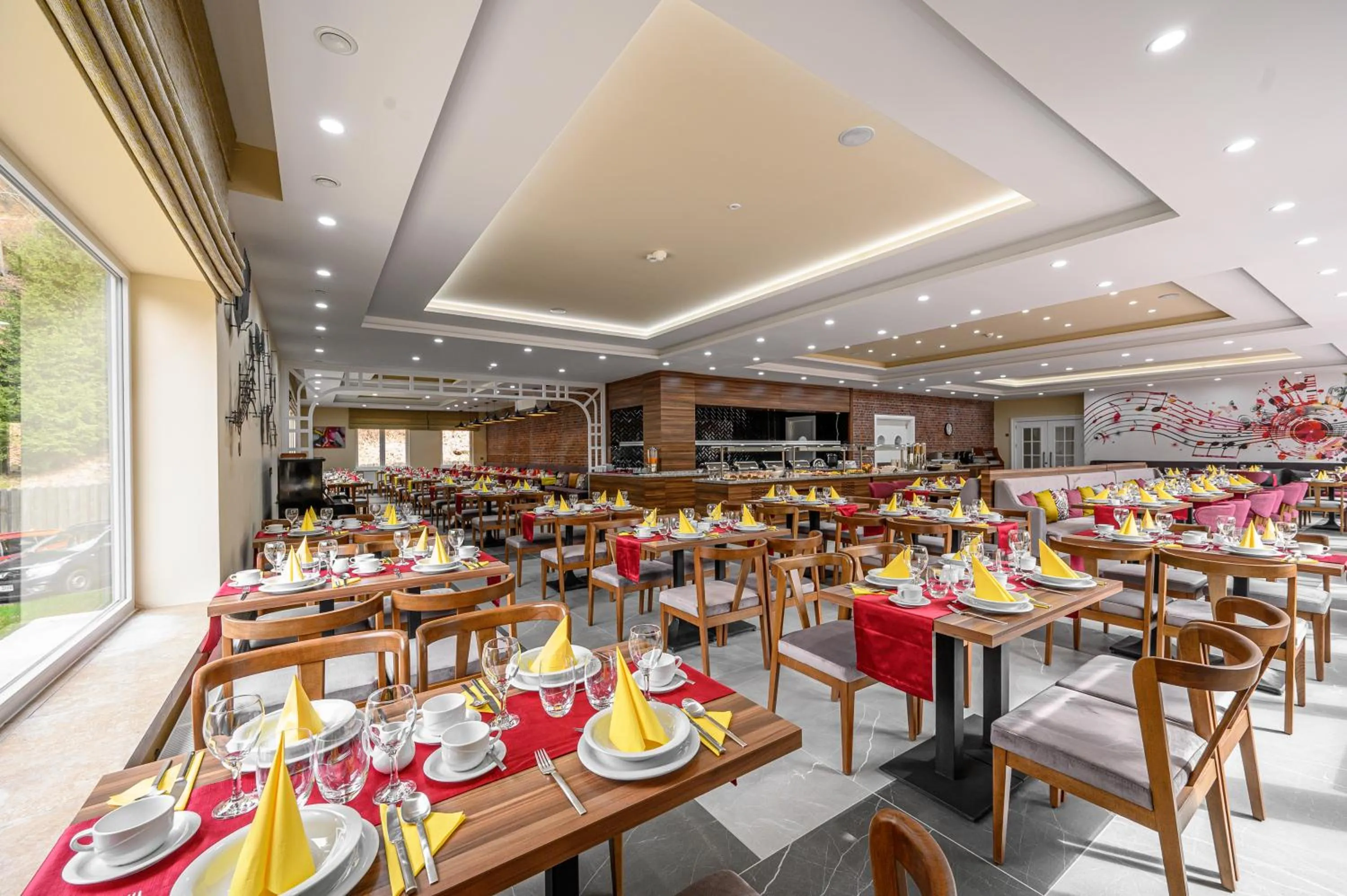 Restaurant/places to eat in Hotel Schwarzbachtal Hideaway