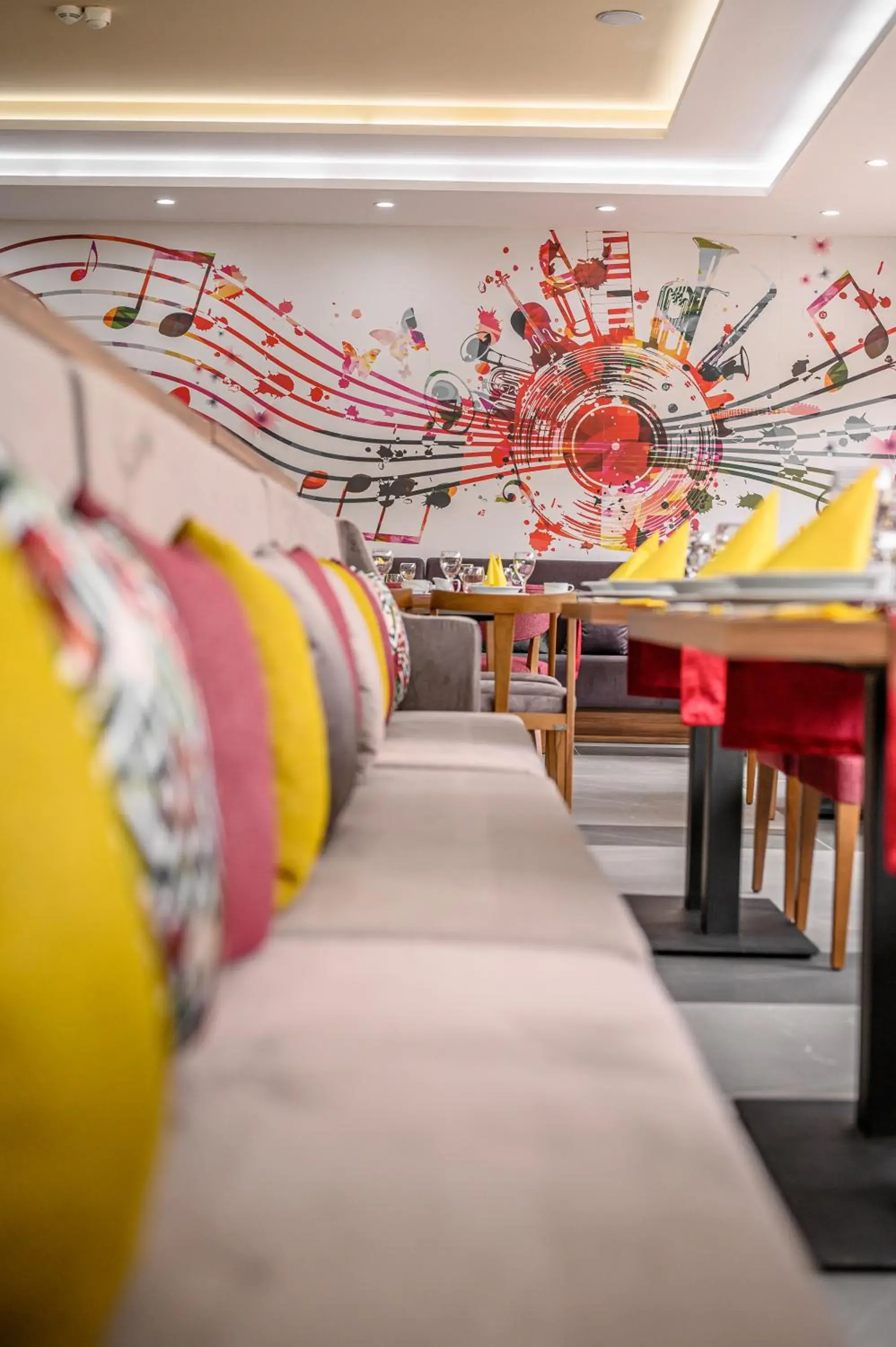 Restaurant/places to eat in Hotel Schwarzbachtal Hideaway Restaurant/places to eat in Hotel Schwarzbachtal Hideaway