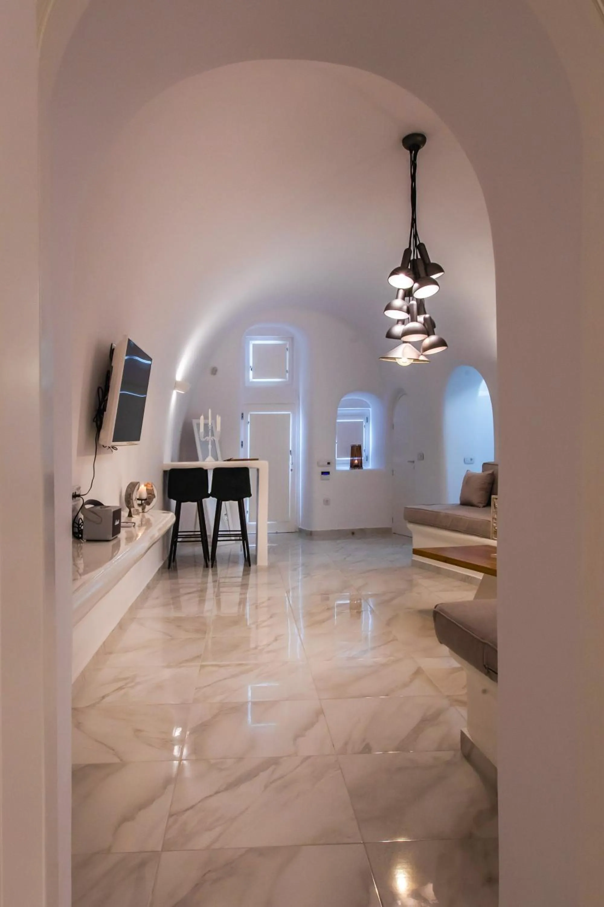 Property building in Santorini Delux