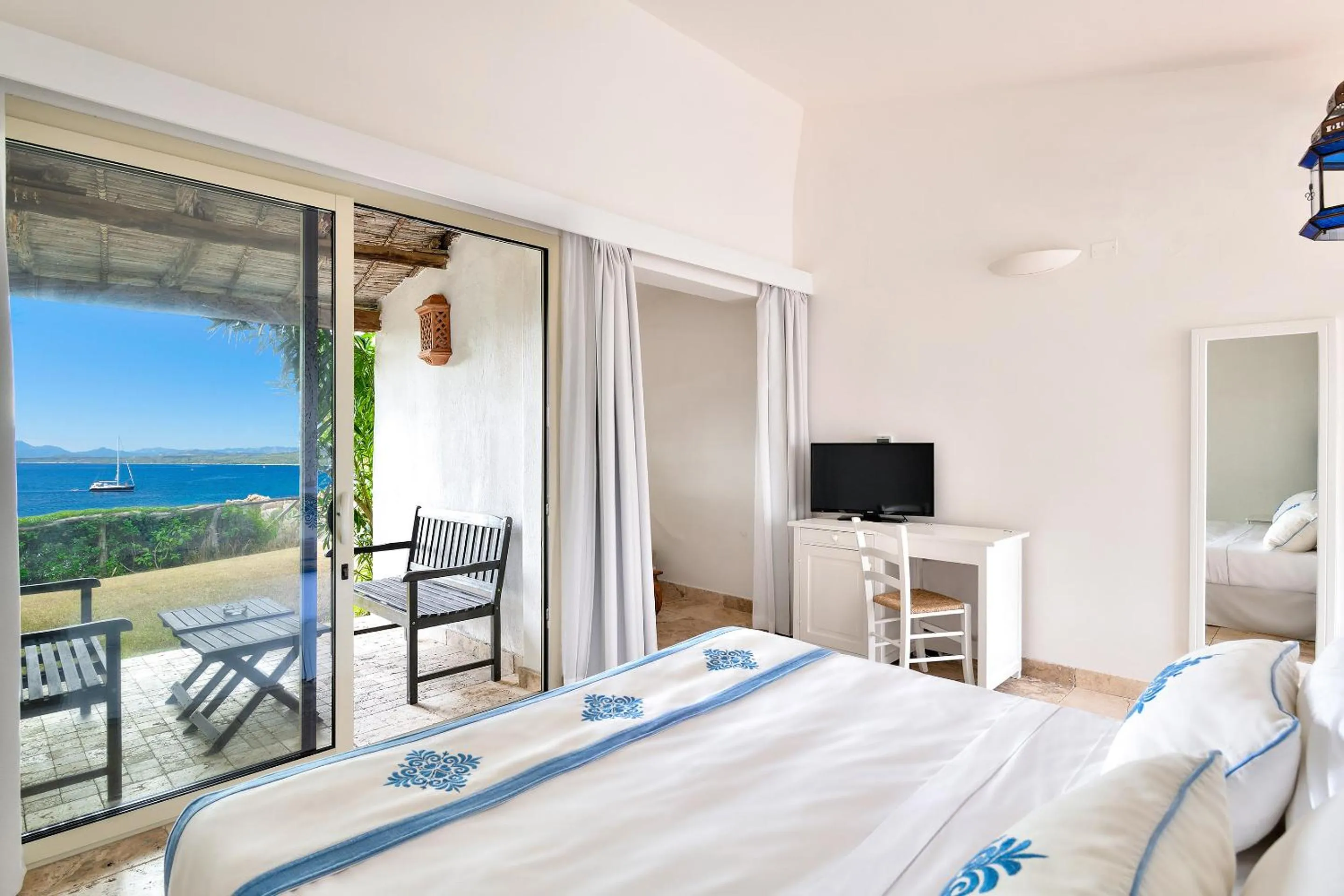 View (from property/room), Bed in Arbatax Park Resort - Cottage