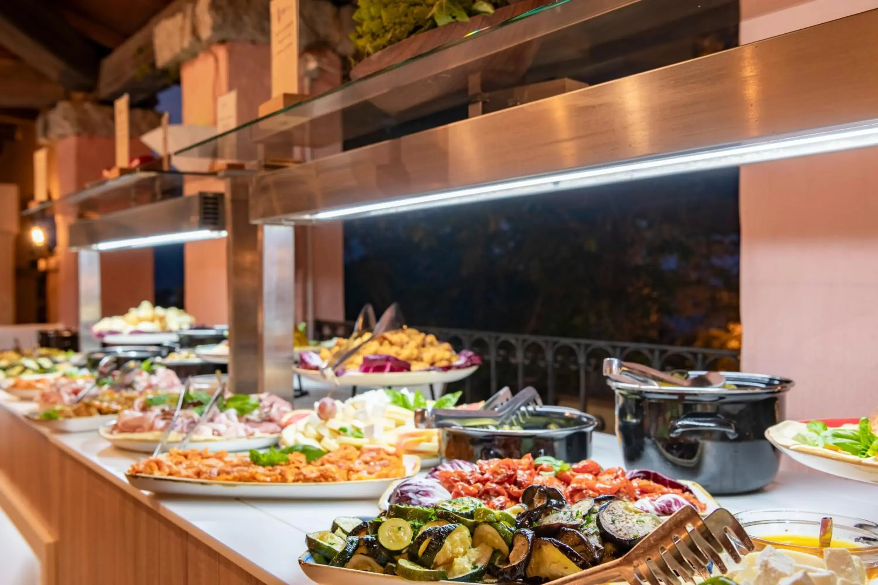 Restaurant/places to eat in Arbatax Park Resort - Borgo Cala Moresca Restaurant/places to eat in Arbatax Park Resort - Borgo Cala Moresca