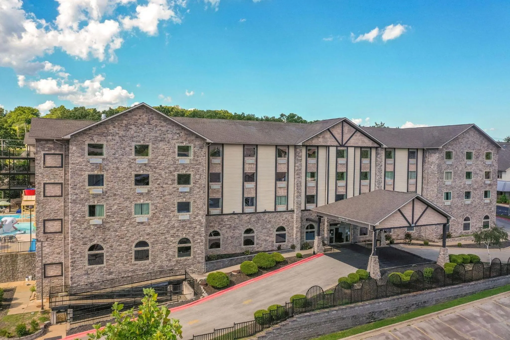 The Branson Waterpark Hotel