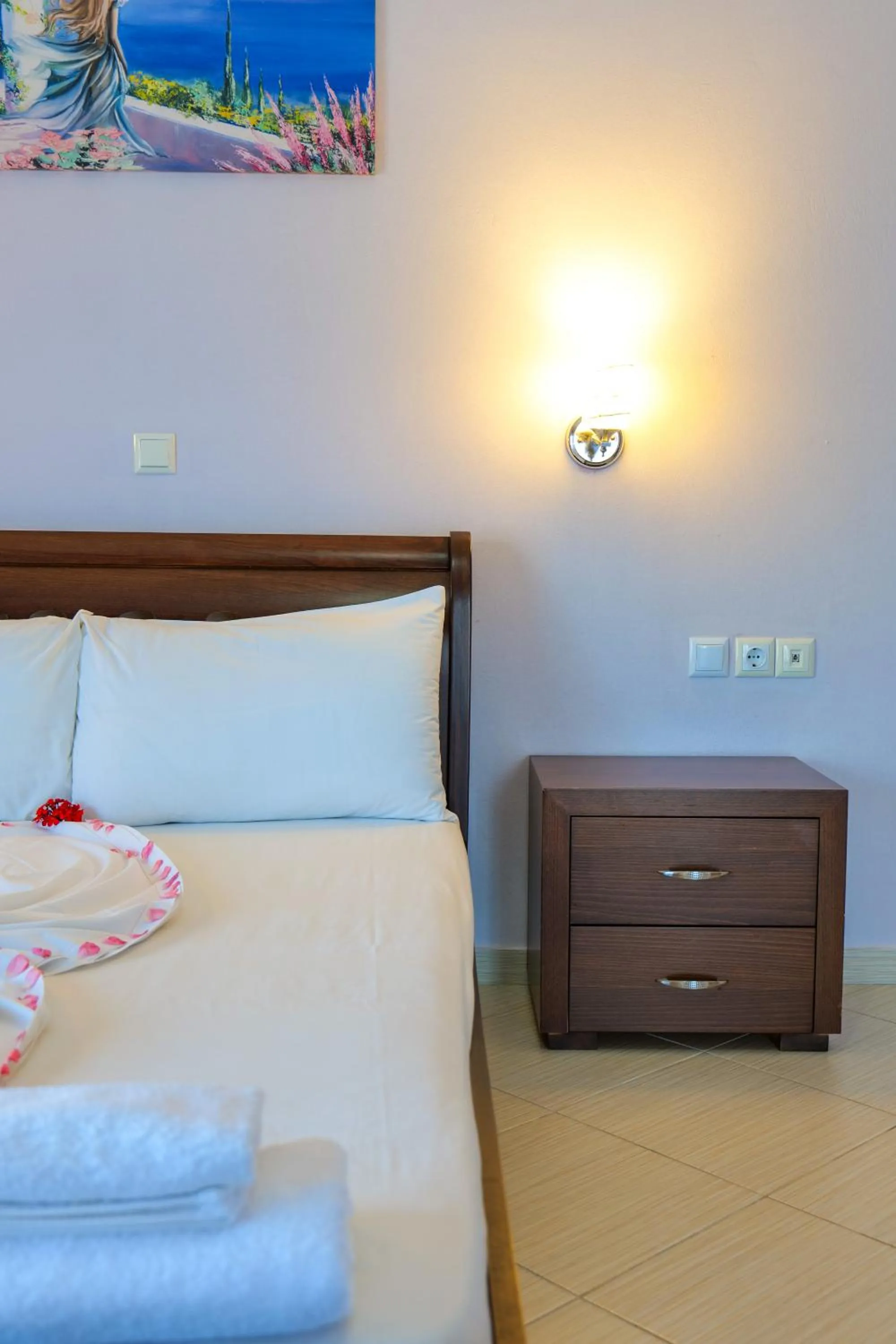 Bedroom, Bed in Hotel Chris