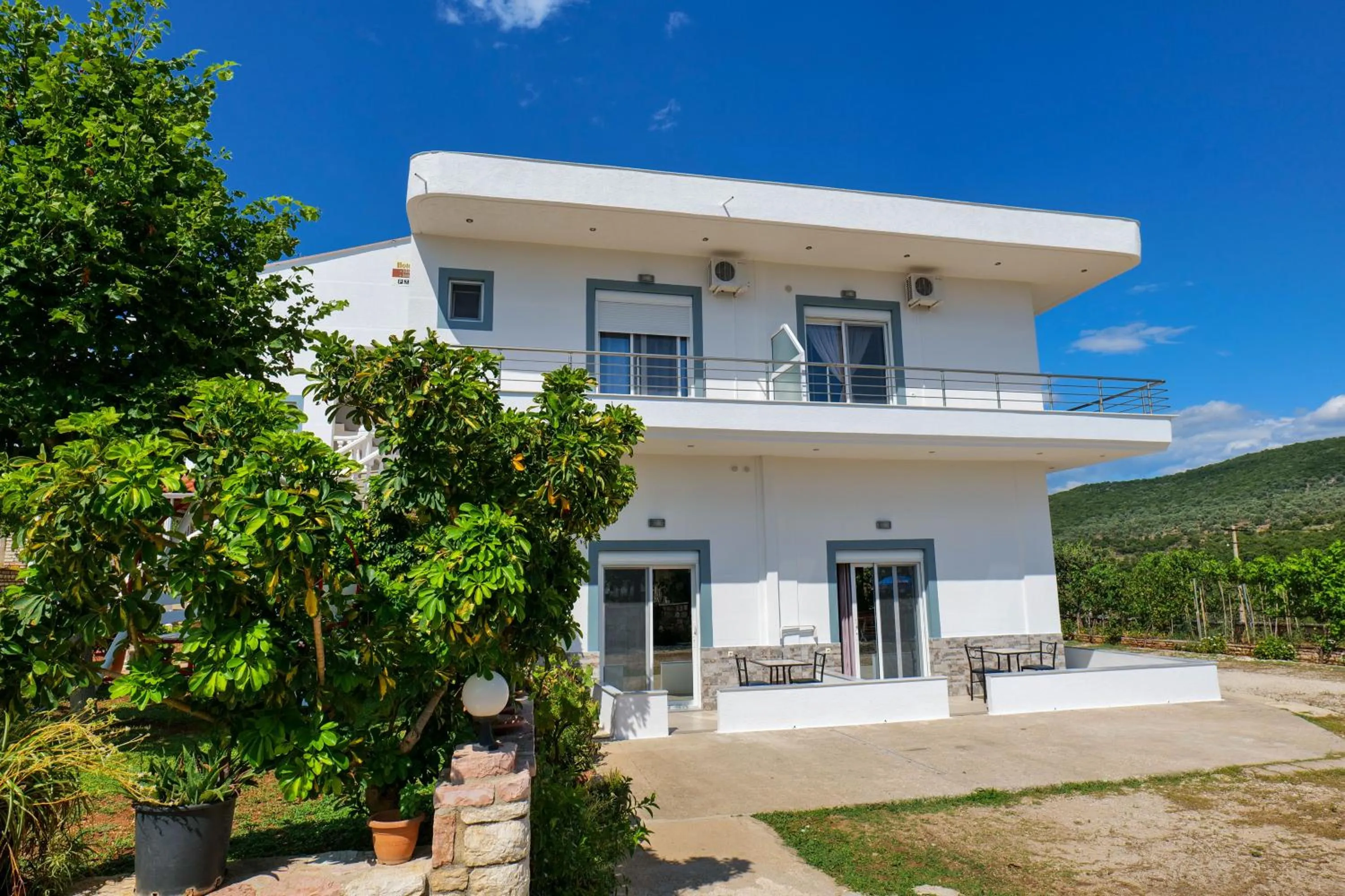 Property building in Hotel Chris