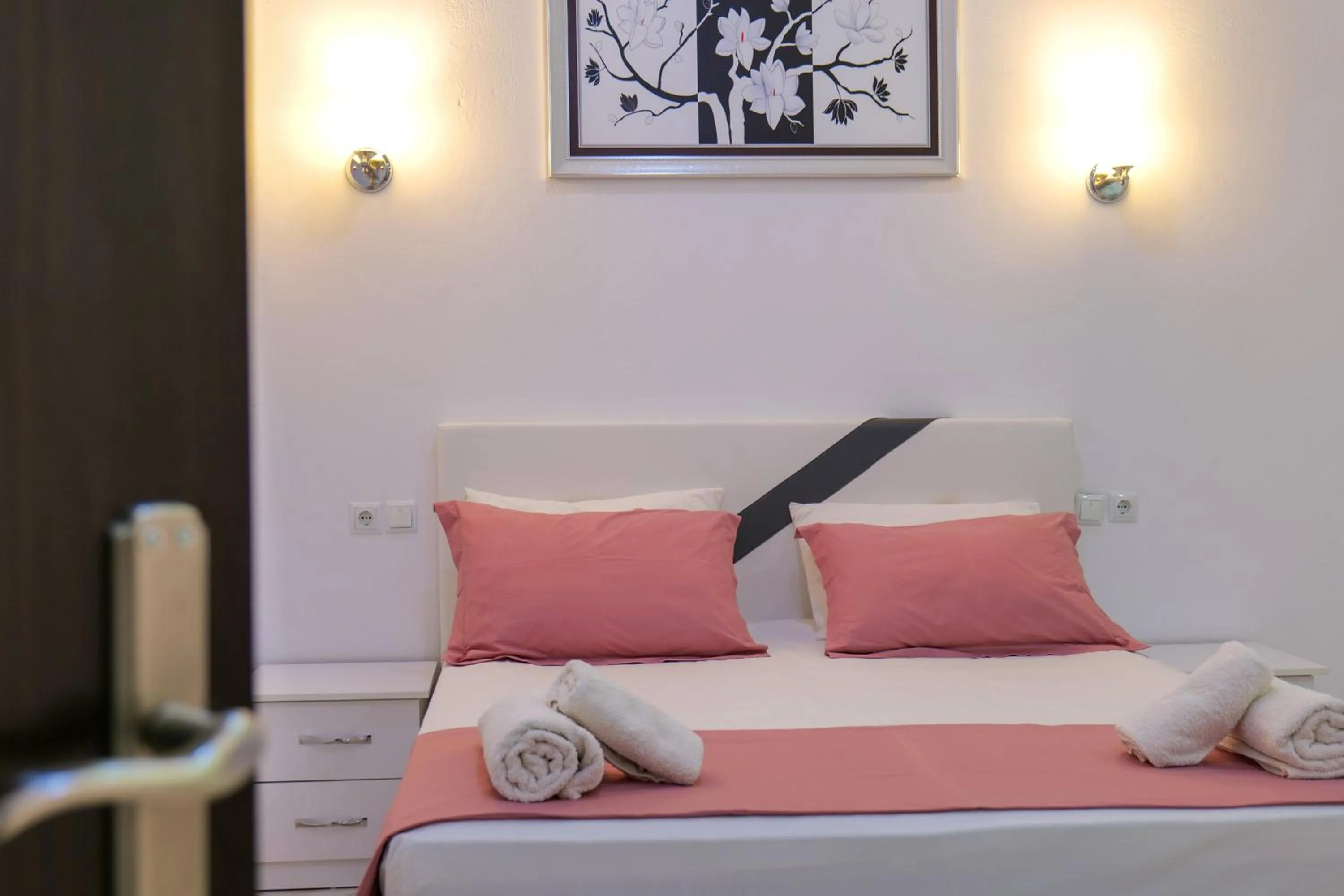 Bedroom, Bed in Hotel Chris