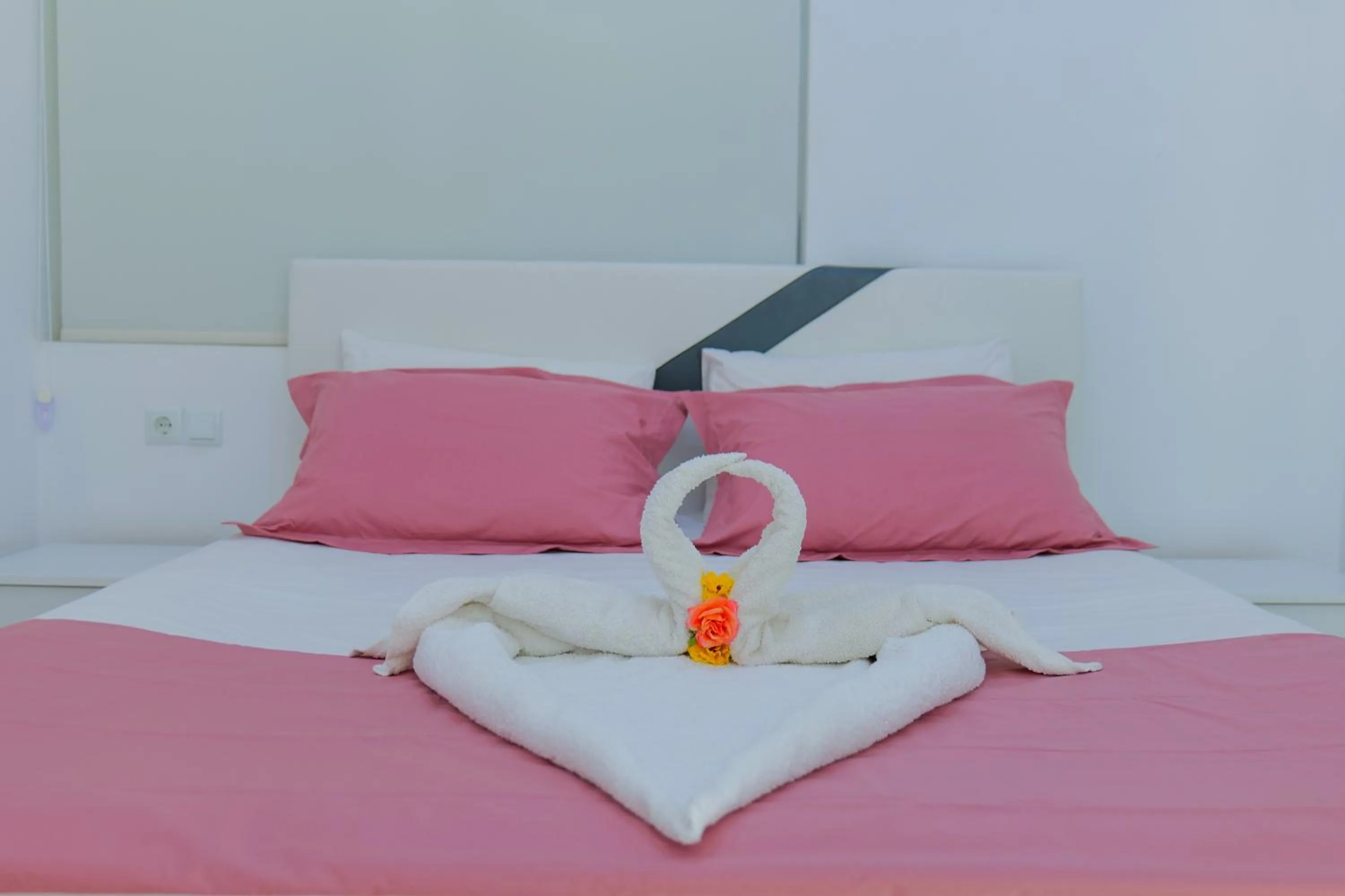 Bedroom, Bed in Hotel Chris