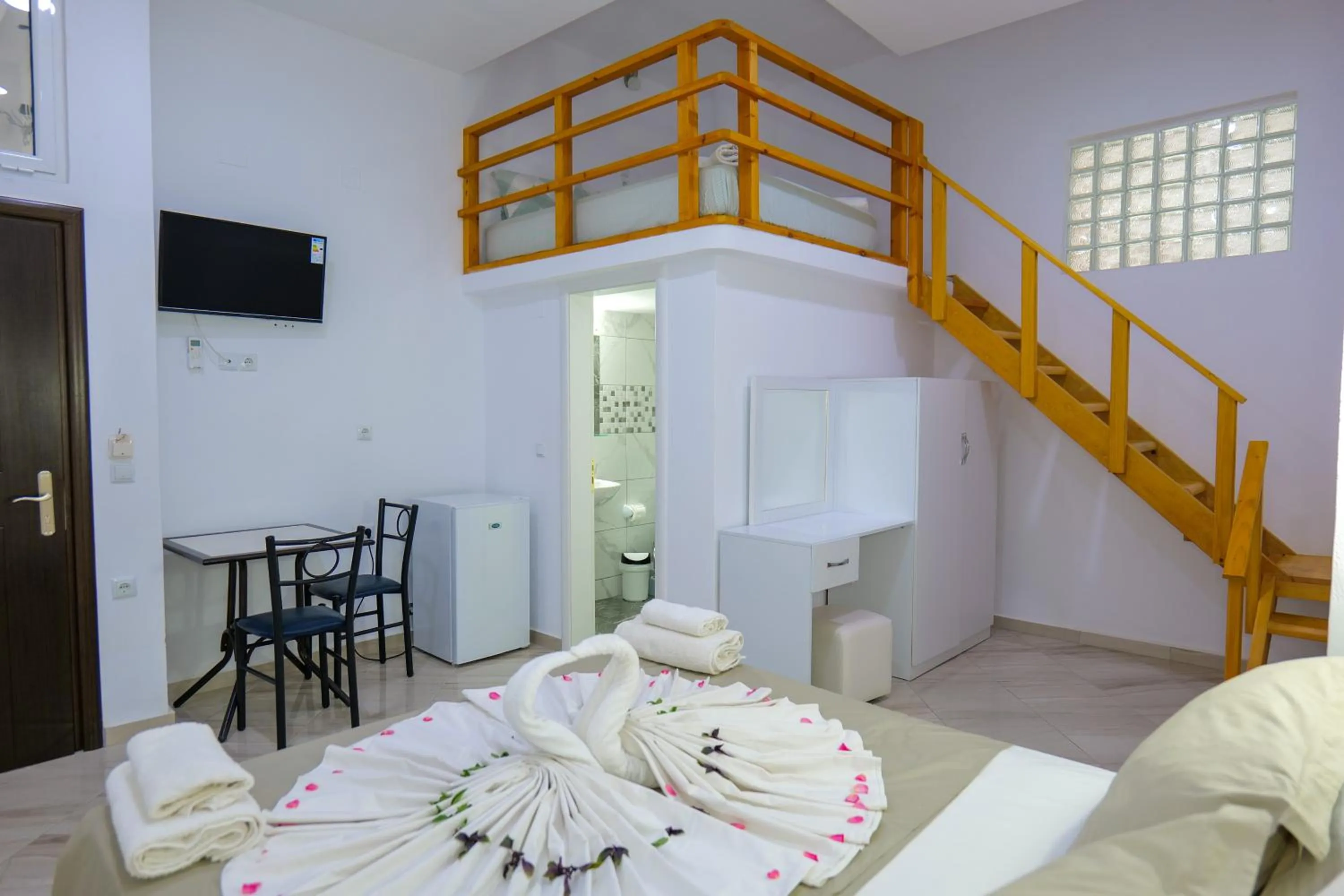 Bedroom in Hotel Chris