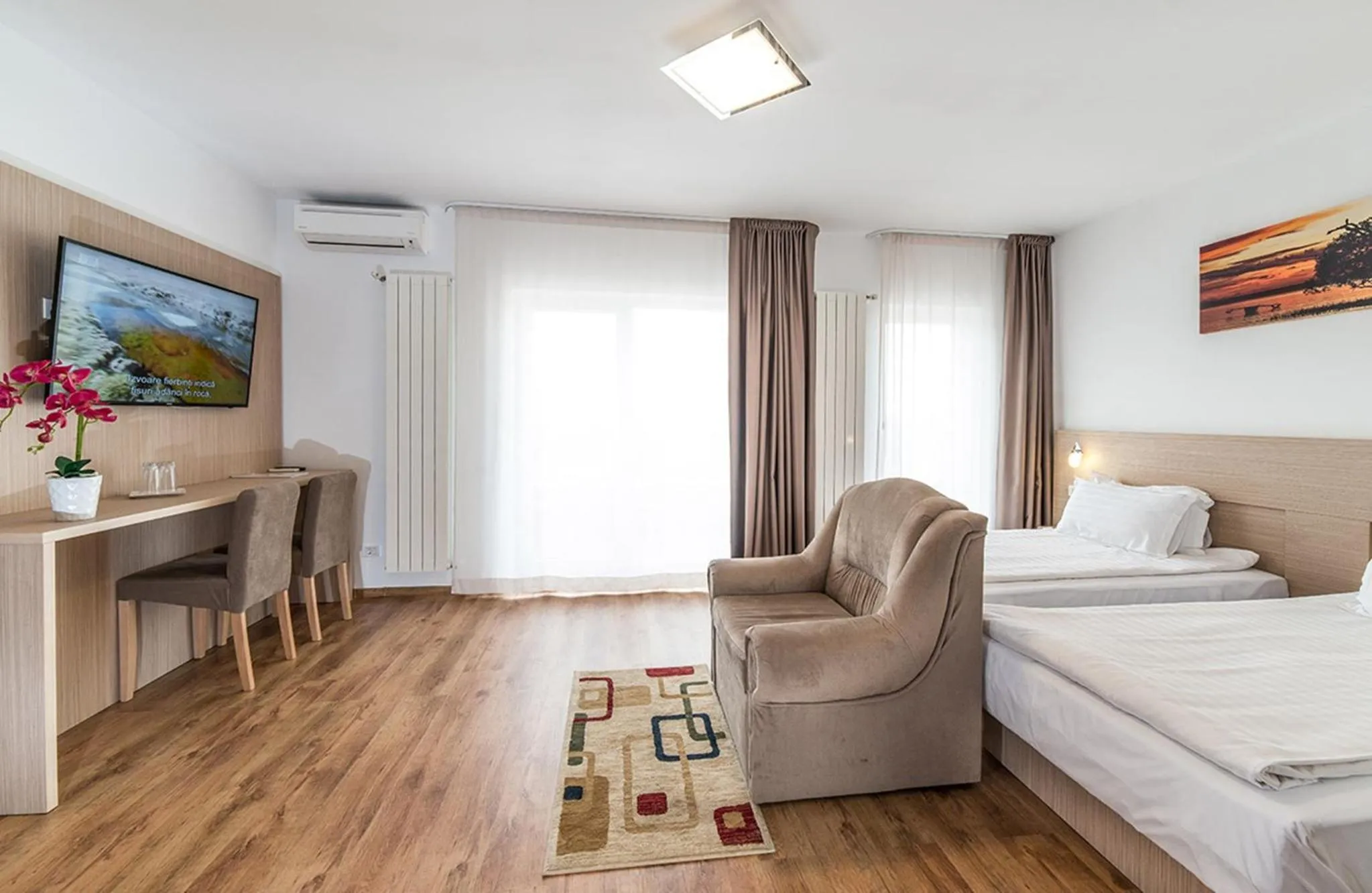 Day, Bed in Residence iL Lago