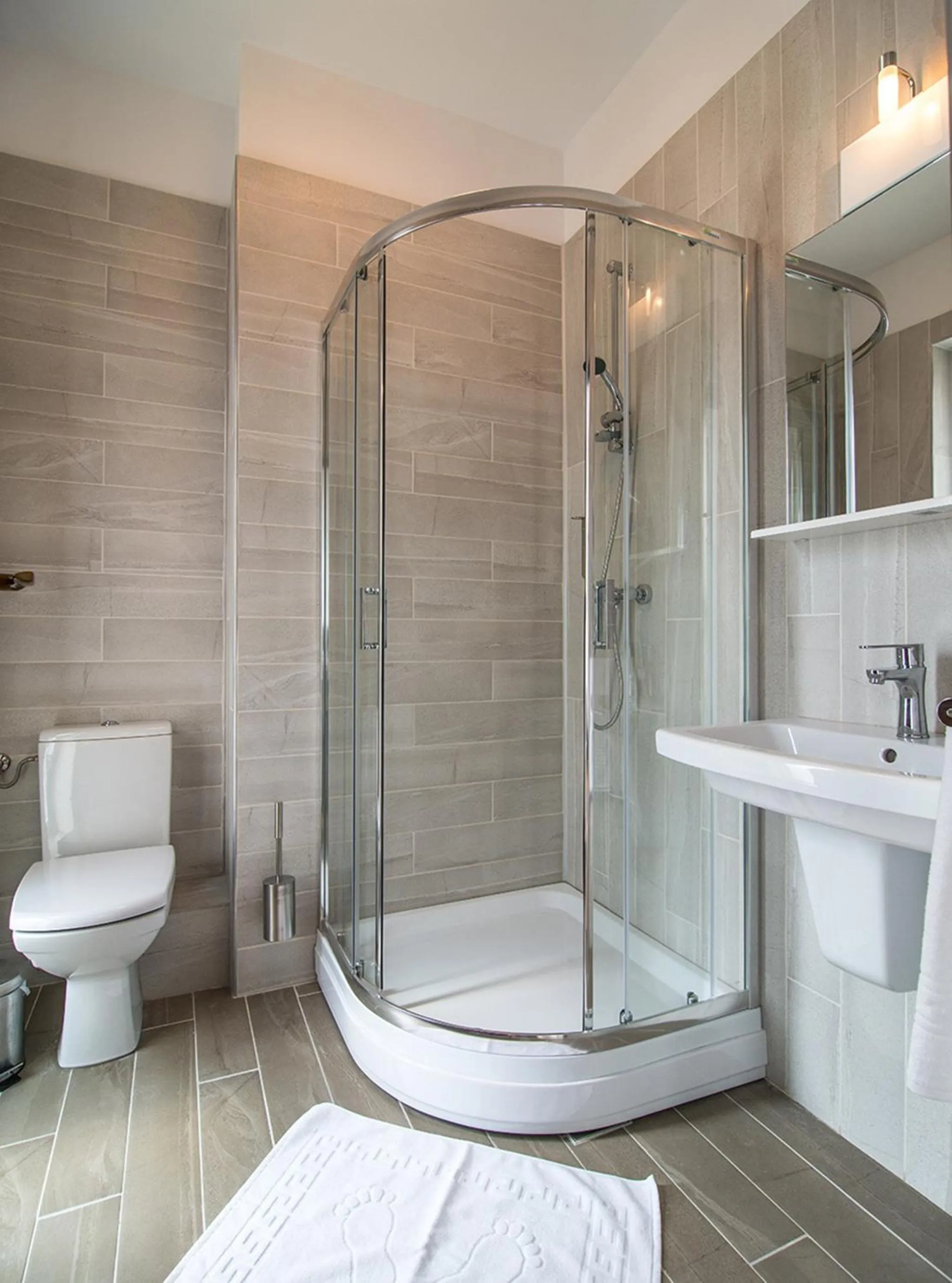 Toilet in Residence iL Lago