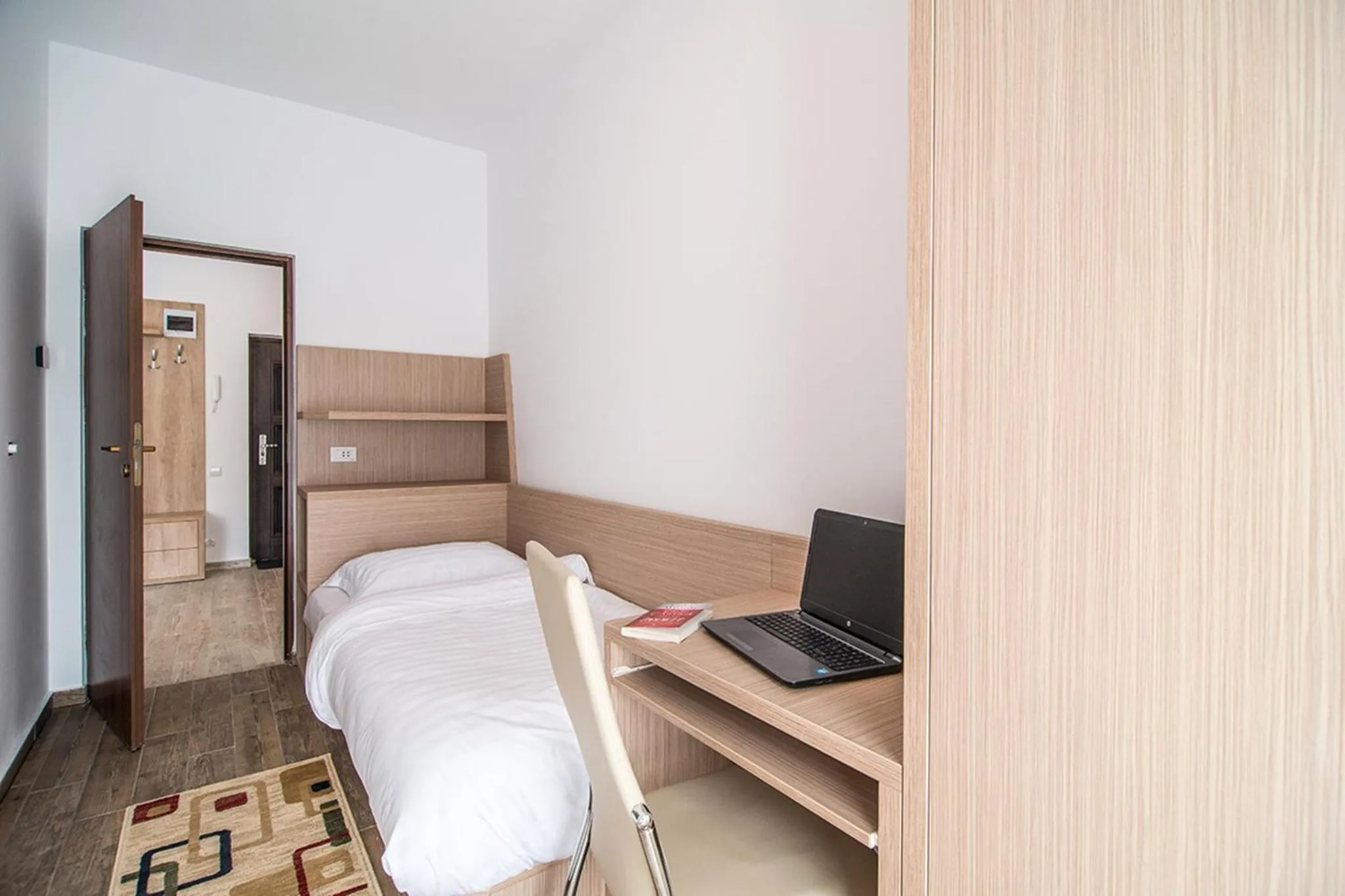 cot, Bed in Residence iL Lago