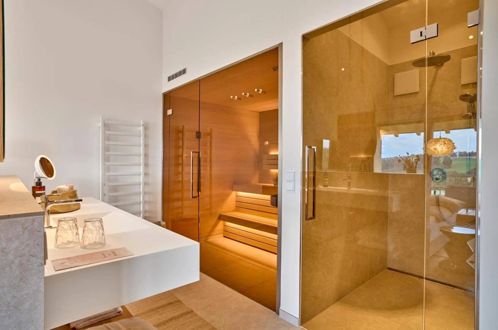 Shower in ANETSEDER Landhotel, Lofts & Golf