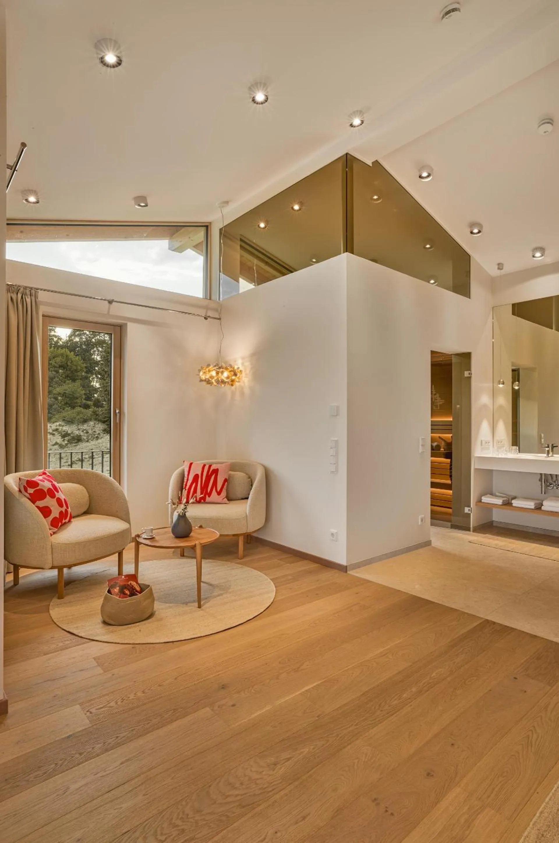 Photo of the whole room, Bed in ANETSEDER Landhotel, Lofts & Golf