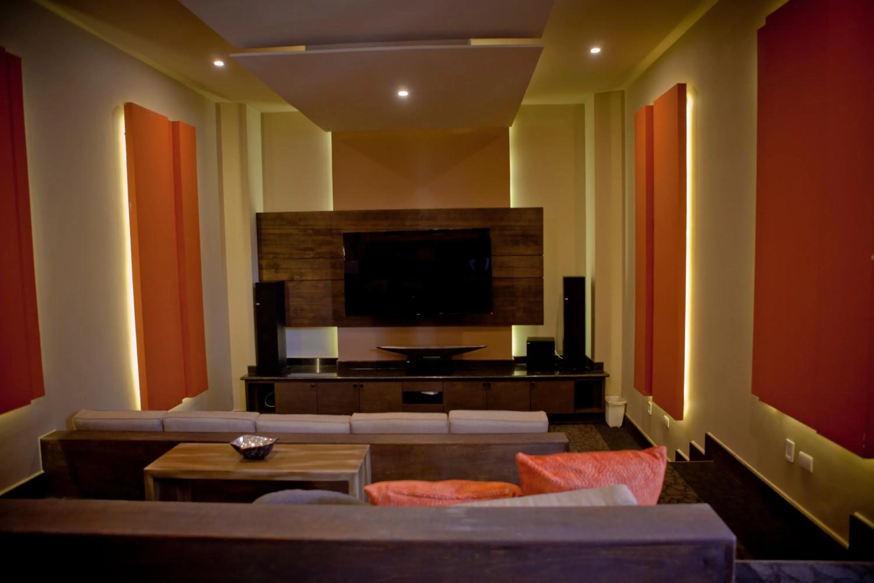 Communal lounge/ TV room, Bed in Quivira Los Cabos Condos and Homes -Vacation Rentals