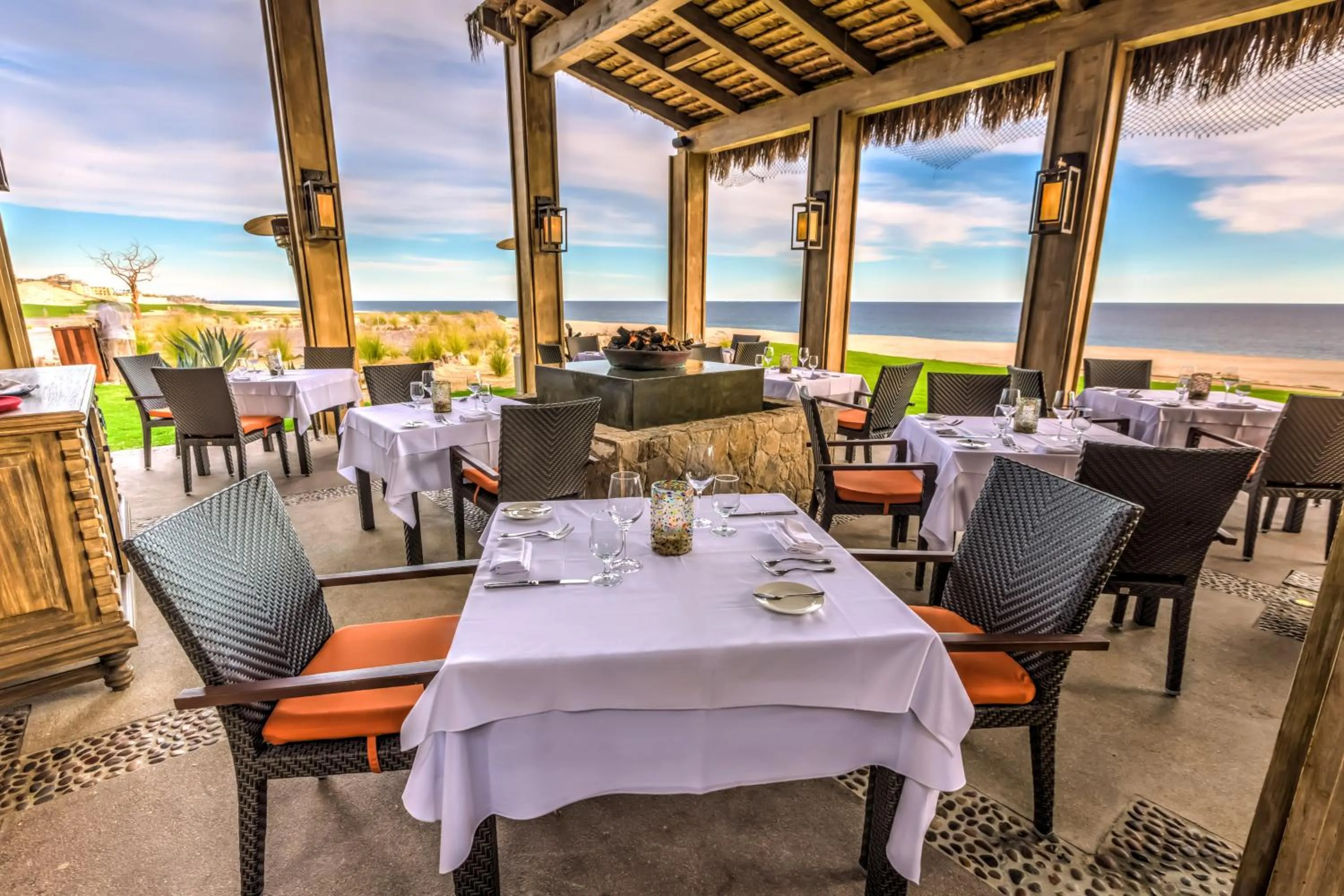 Restaurant/places to eat in Quivira Los Cabos Condos and Homes -Vacation Rentals