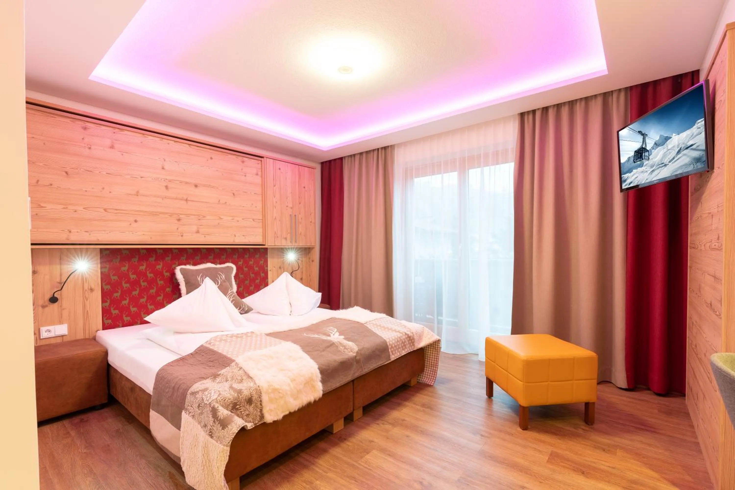 Photo of the whole room, Bed in Pension Patricia