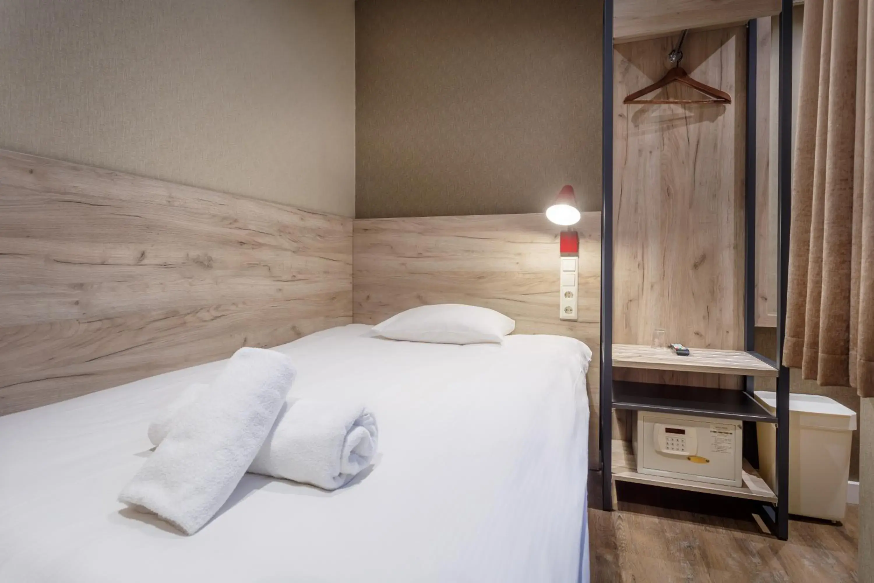 Bed in Amsterdam Downtown Hotel Bed in Amsterdam Downtown Hotel