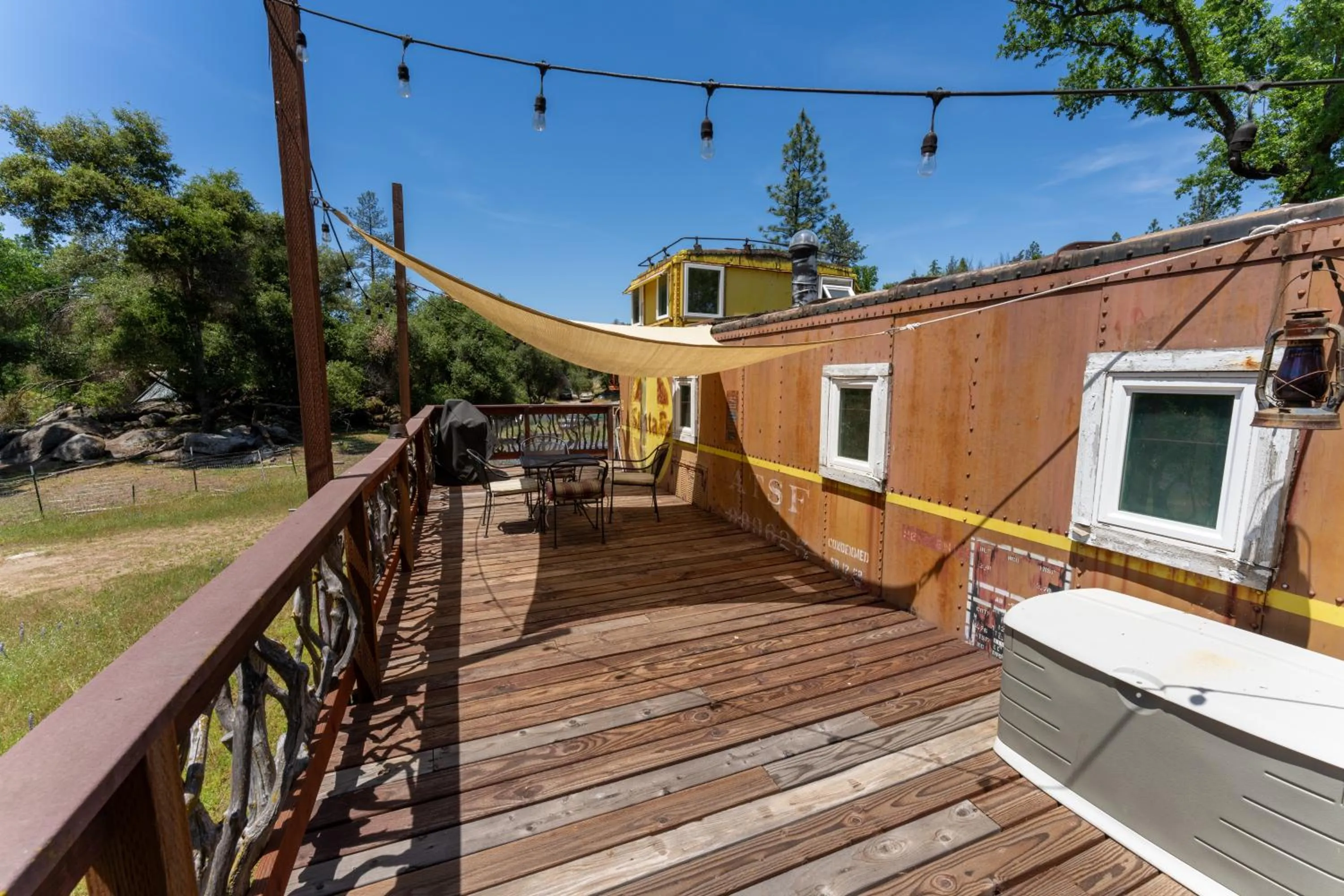 Decorative detail in Little Red Caboose