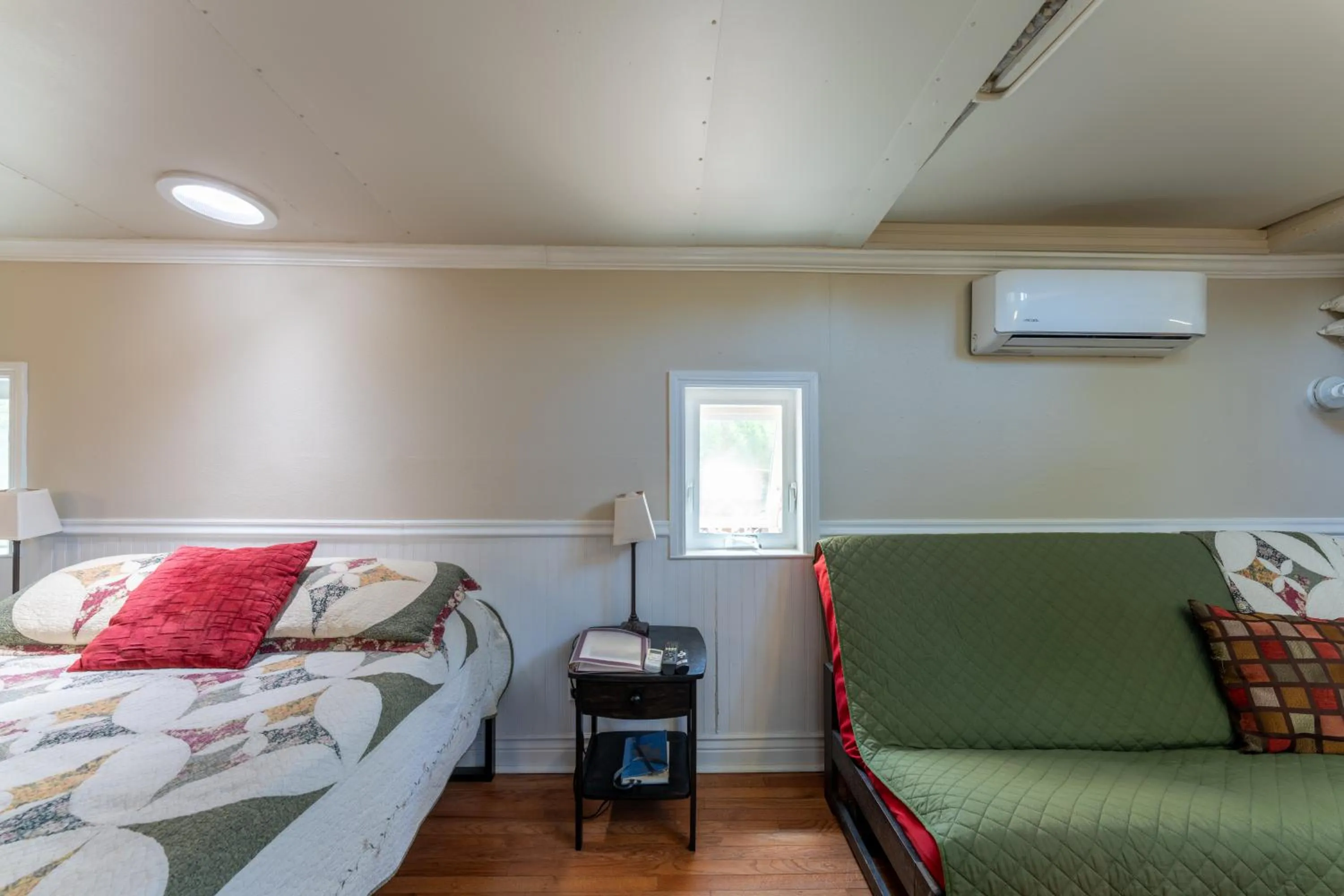 Property building, Bed in Little Red Caboose