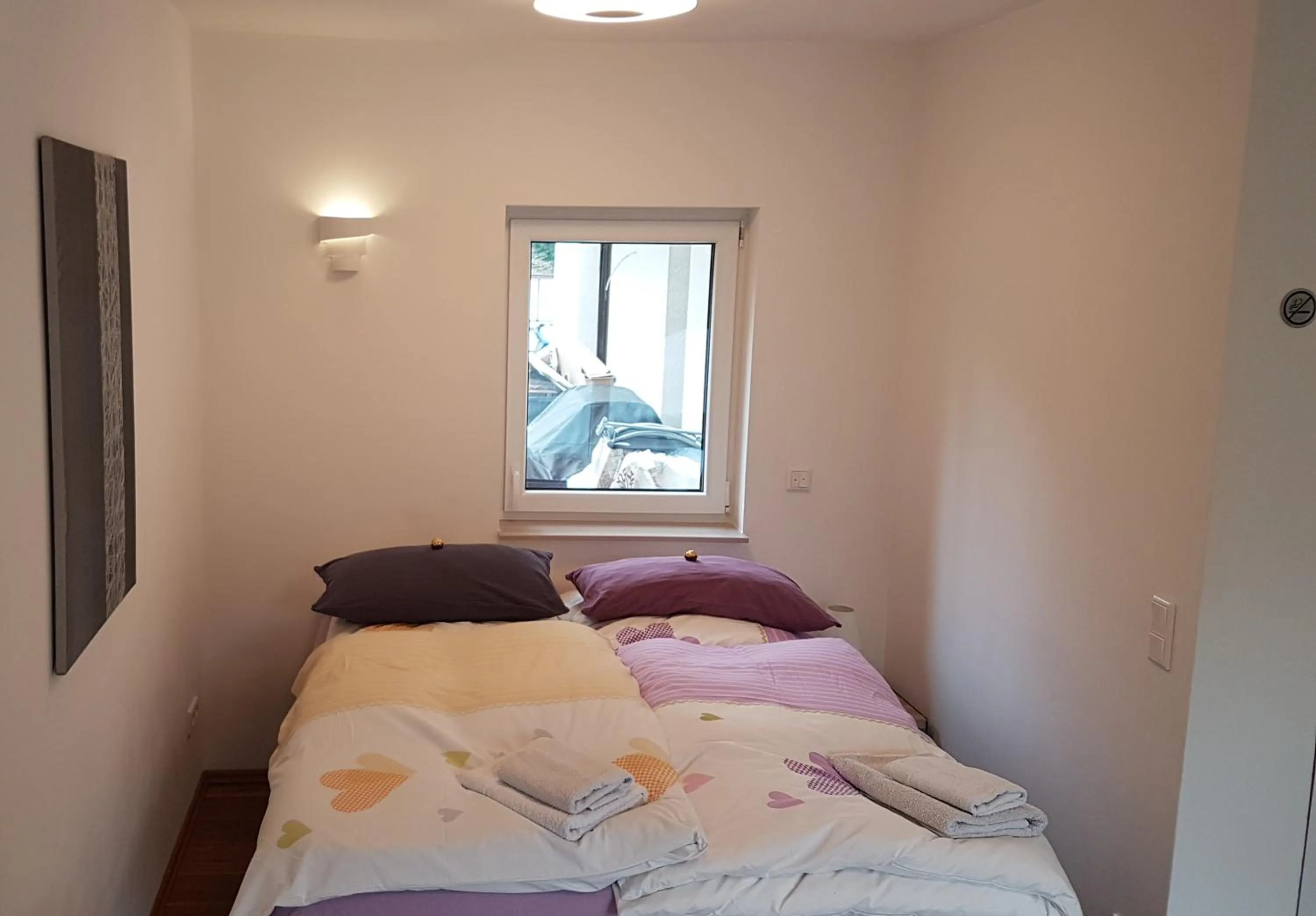 Bed in gemütliches großzügiges Appartement Steinbreche barrierefrei