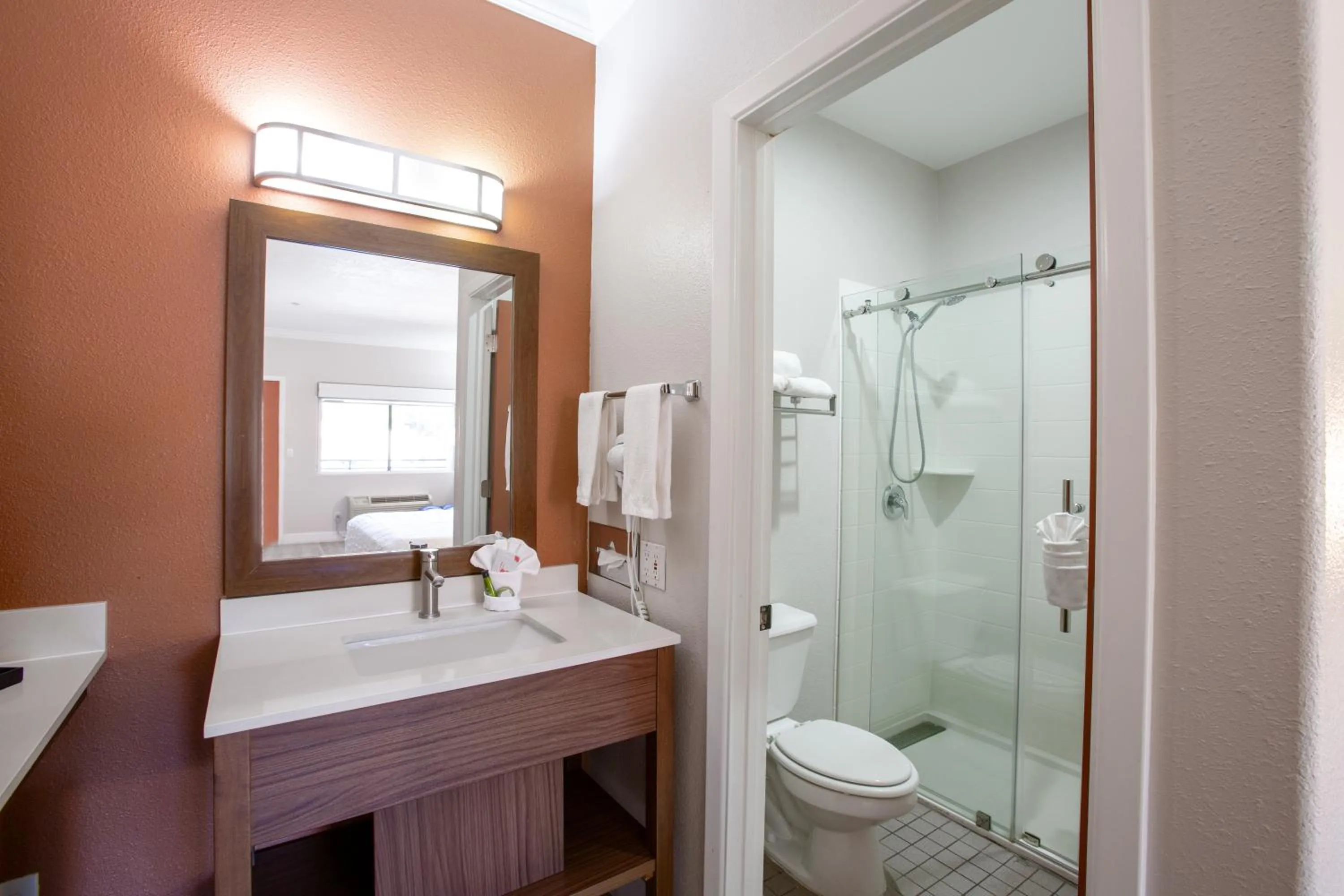 Shower in Wildflower Inn at Bell Rock