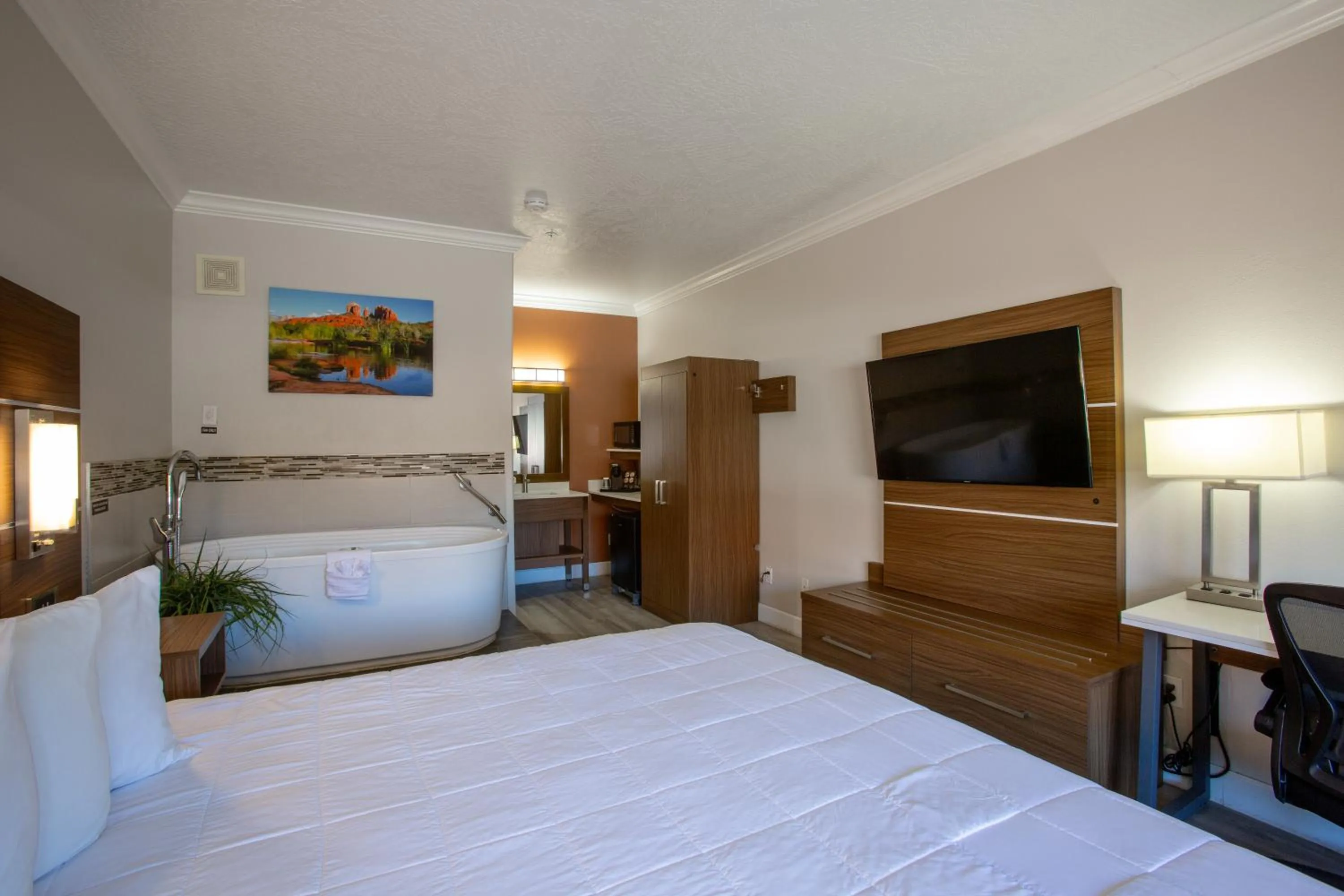 Bed in Wildflower Inn at Bell Rock