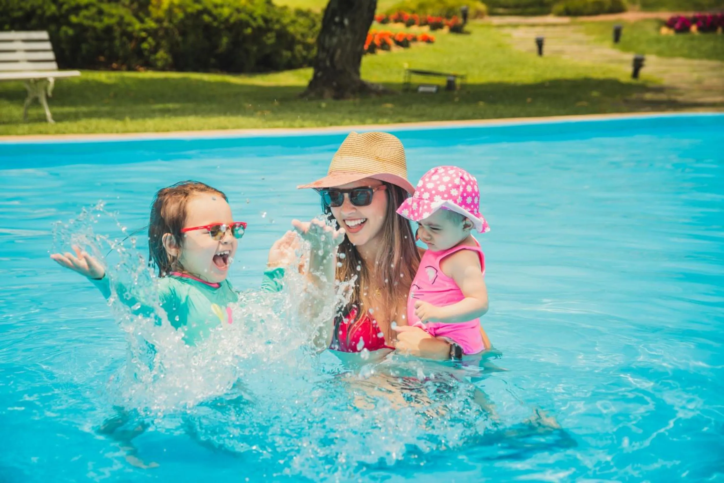 Swimming pool in Hotel Alpestre