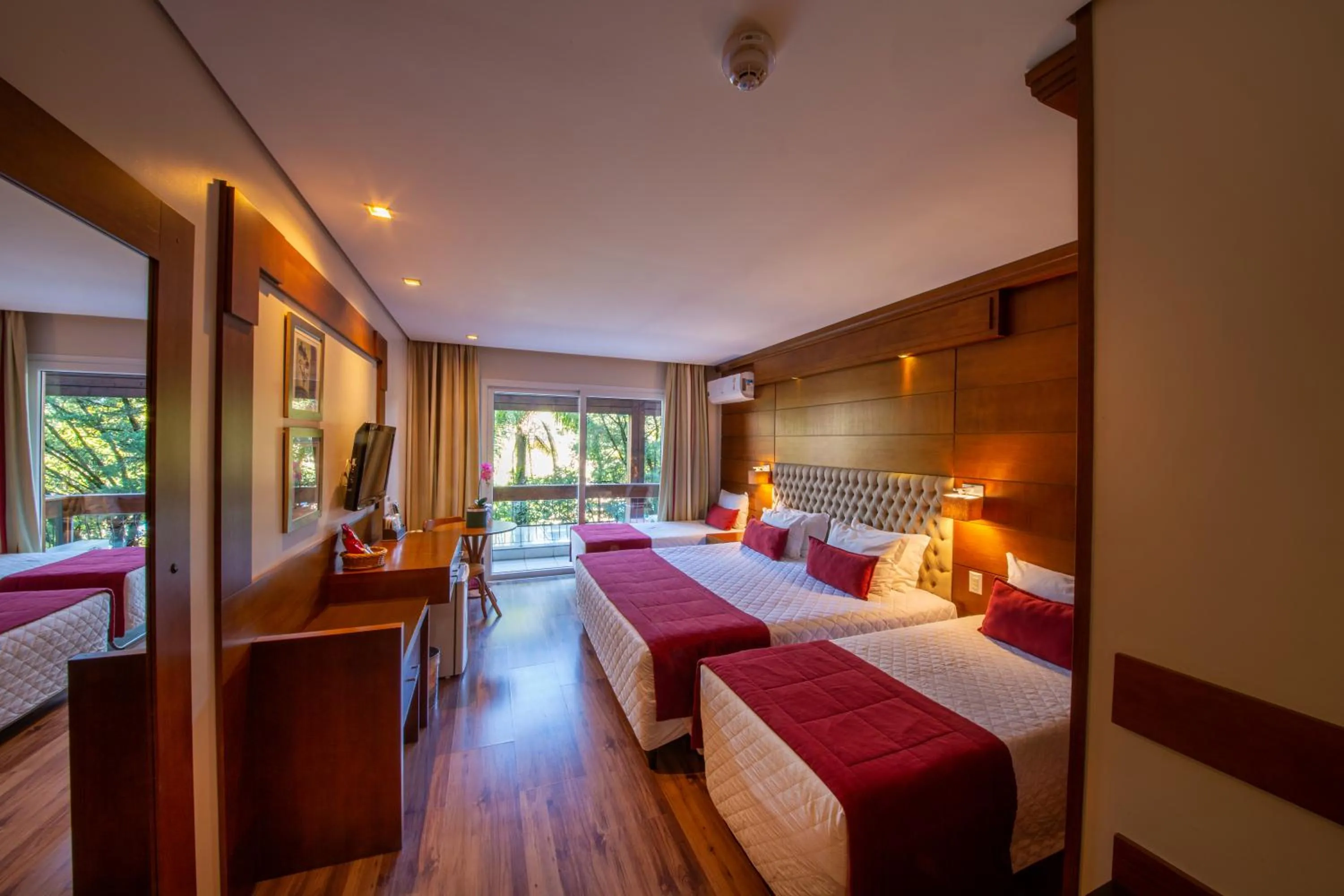 Photo of the whole room, Bed in Hotel Alpestre