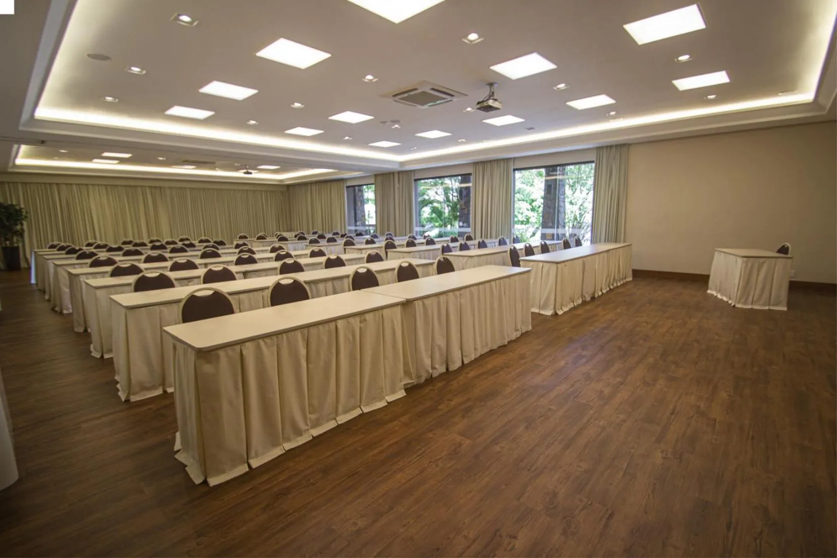 Banquet/Function facilities in Hotel Alpestre