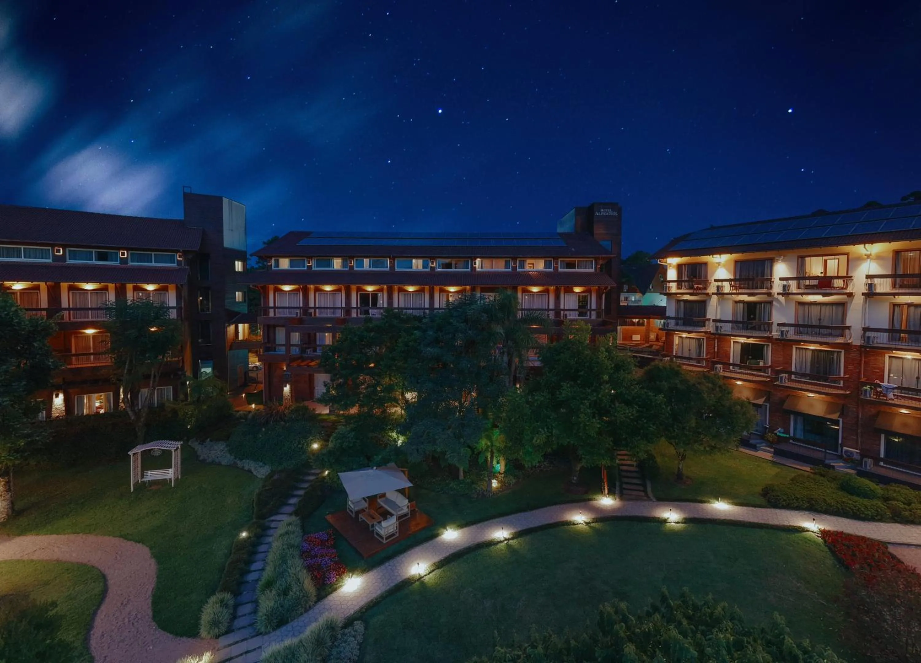 Property building in Hotel Alpestre