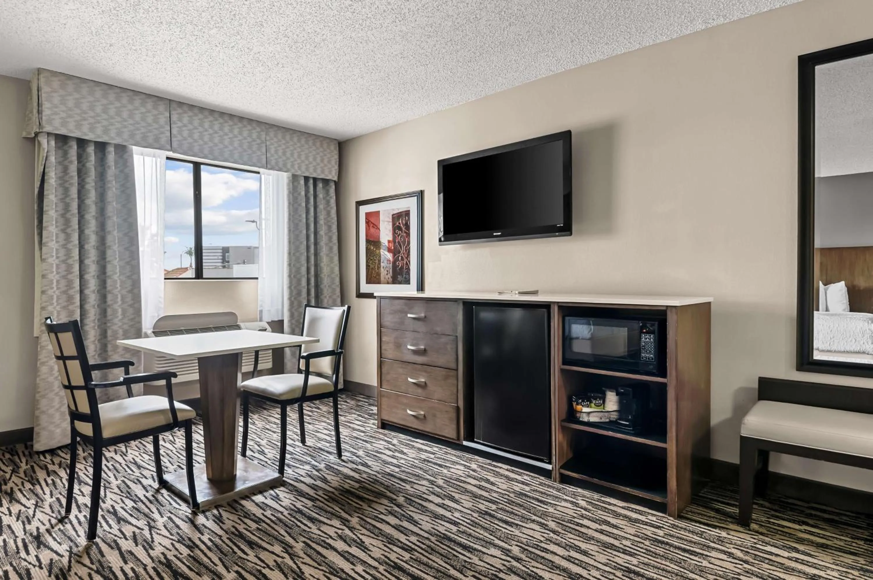 Photo of the whole room in Best Western Los Alamitos Inn & Suites