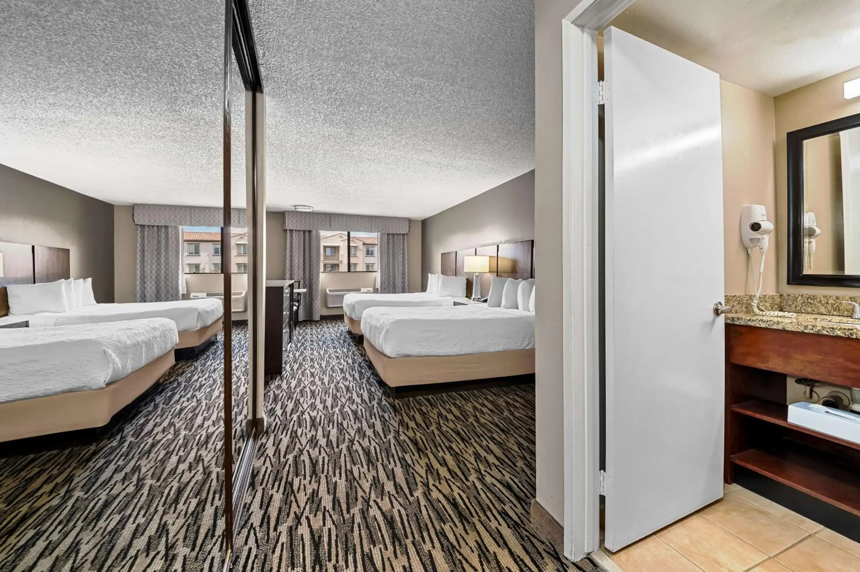 Photo of the whole room, Bed in Best Western Los Alamitos Inn & Suites Photo of the whole room, Bed in Best Western Los Alamitos Inn & Suites