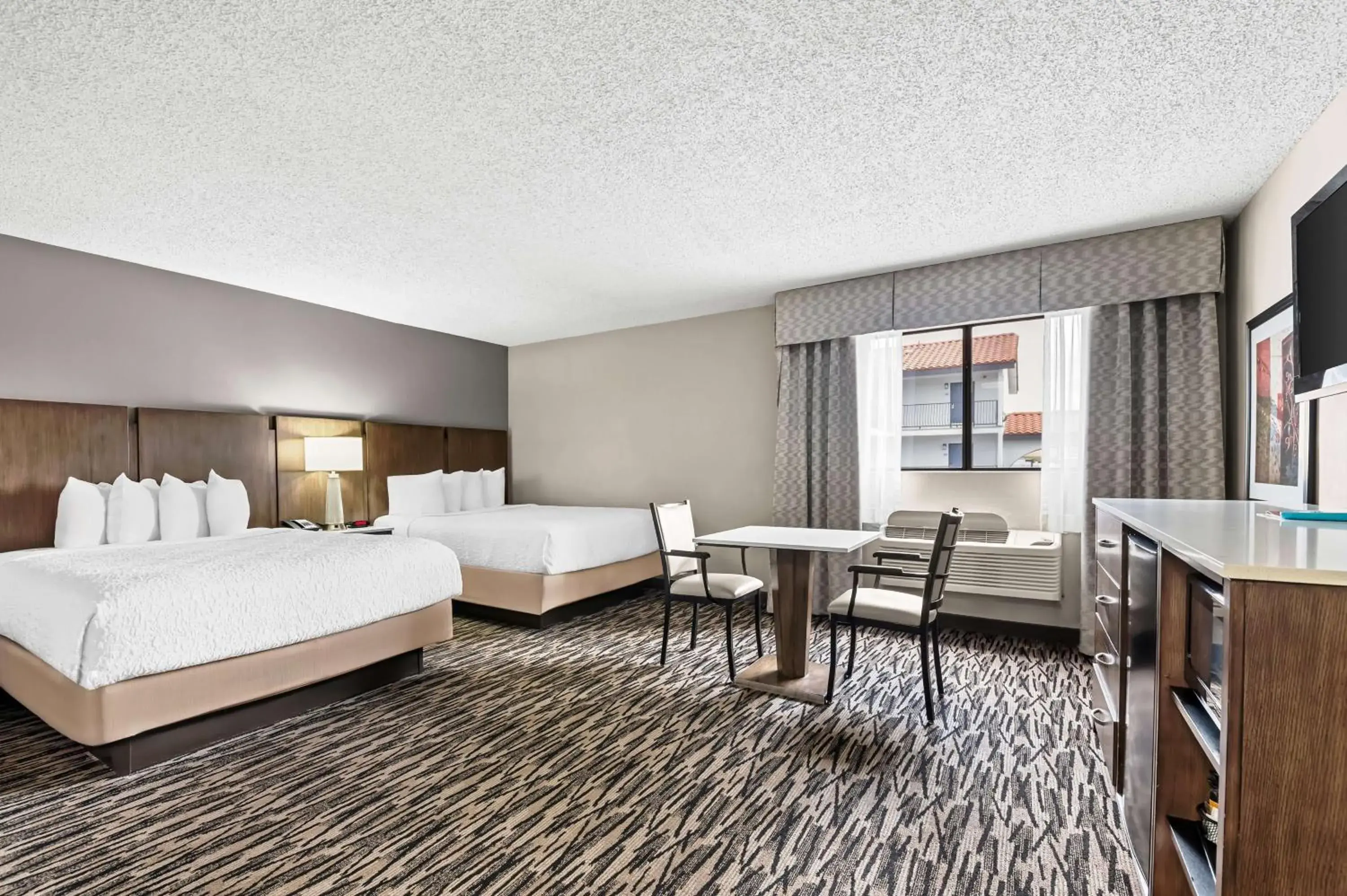 Photo of the whole room, Bed in Best Western Los Alamitos Inn & Suites Photo of the whole room, Bed in Best Western Los Alamitos Inn & Suites