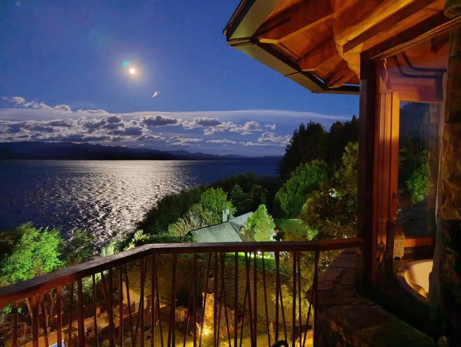 Lirolay Suites - Apart Hotel