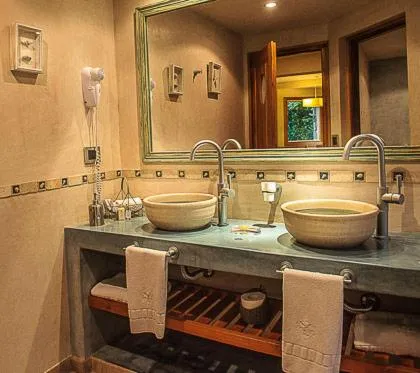 Lirolay Suites - Apart Hotel