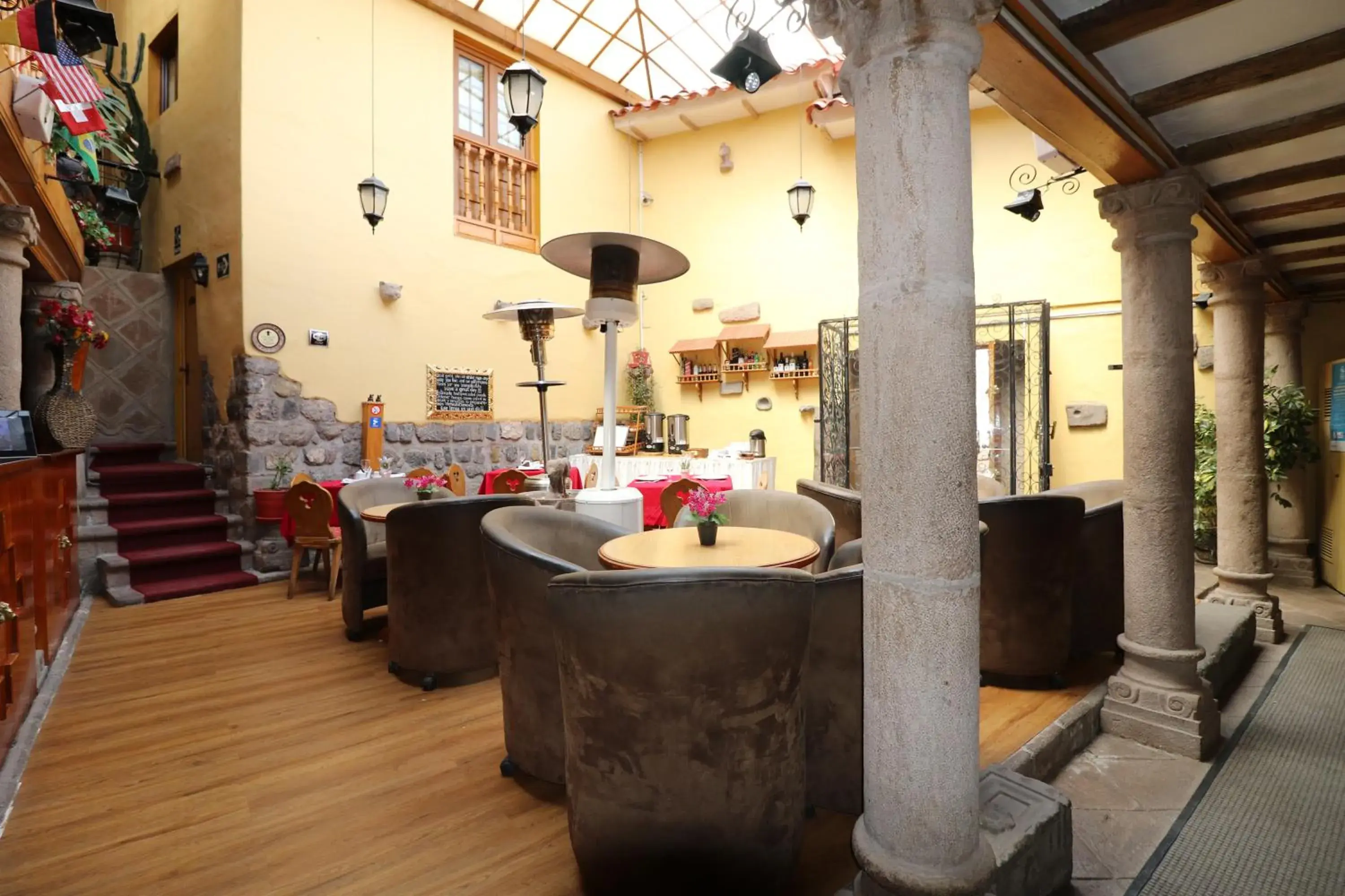 Lounge or bar in Hotel & Mirador Los Apus Lounge or bar in Hotel & Mirador Los Apus