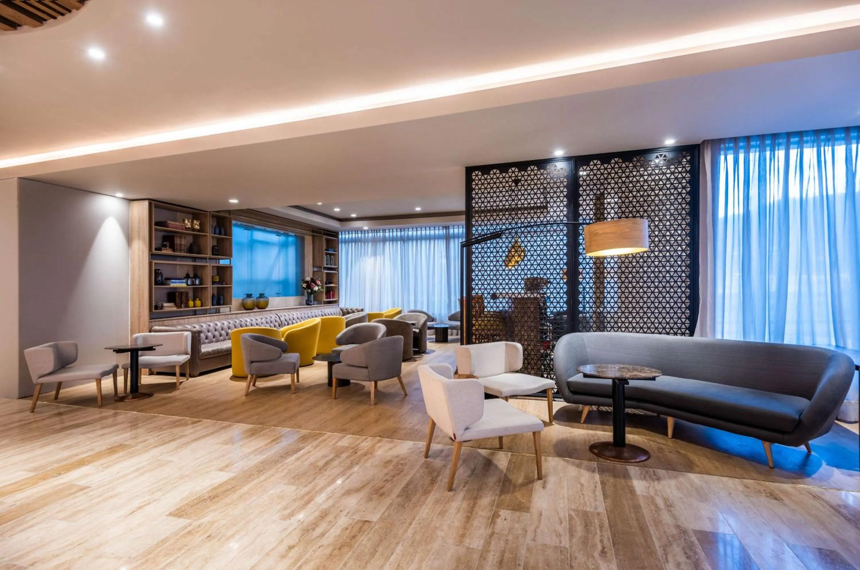 Lounge or bar in NH Collection Bogota WTC Royal