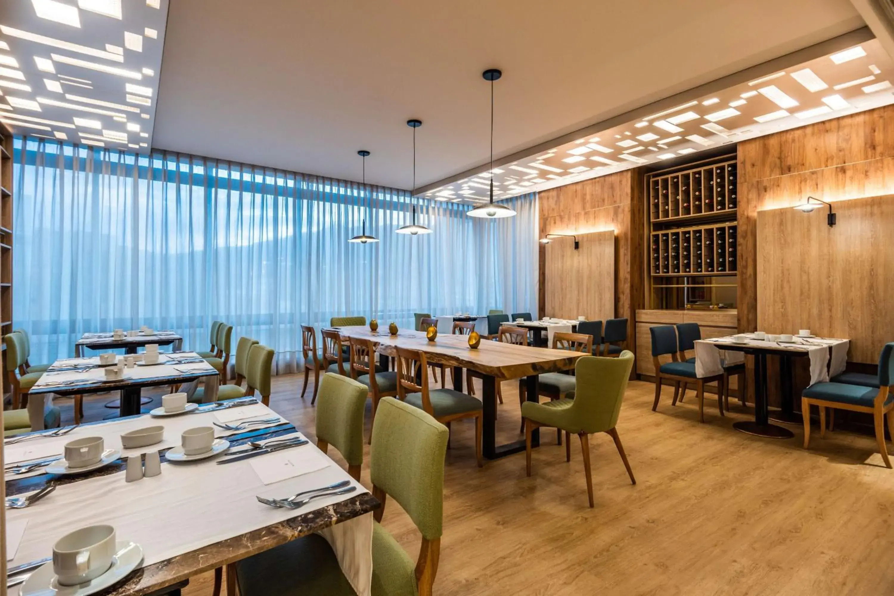 Restaurant/places to eat in NH Collection Bogota WTC Royal Restaurant/places to eat in NH Collection Bogota WTC Royal