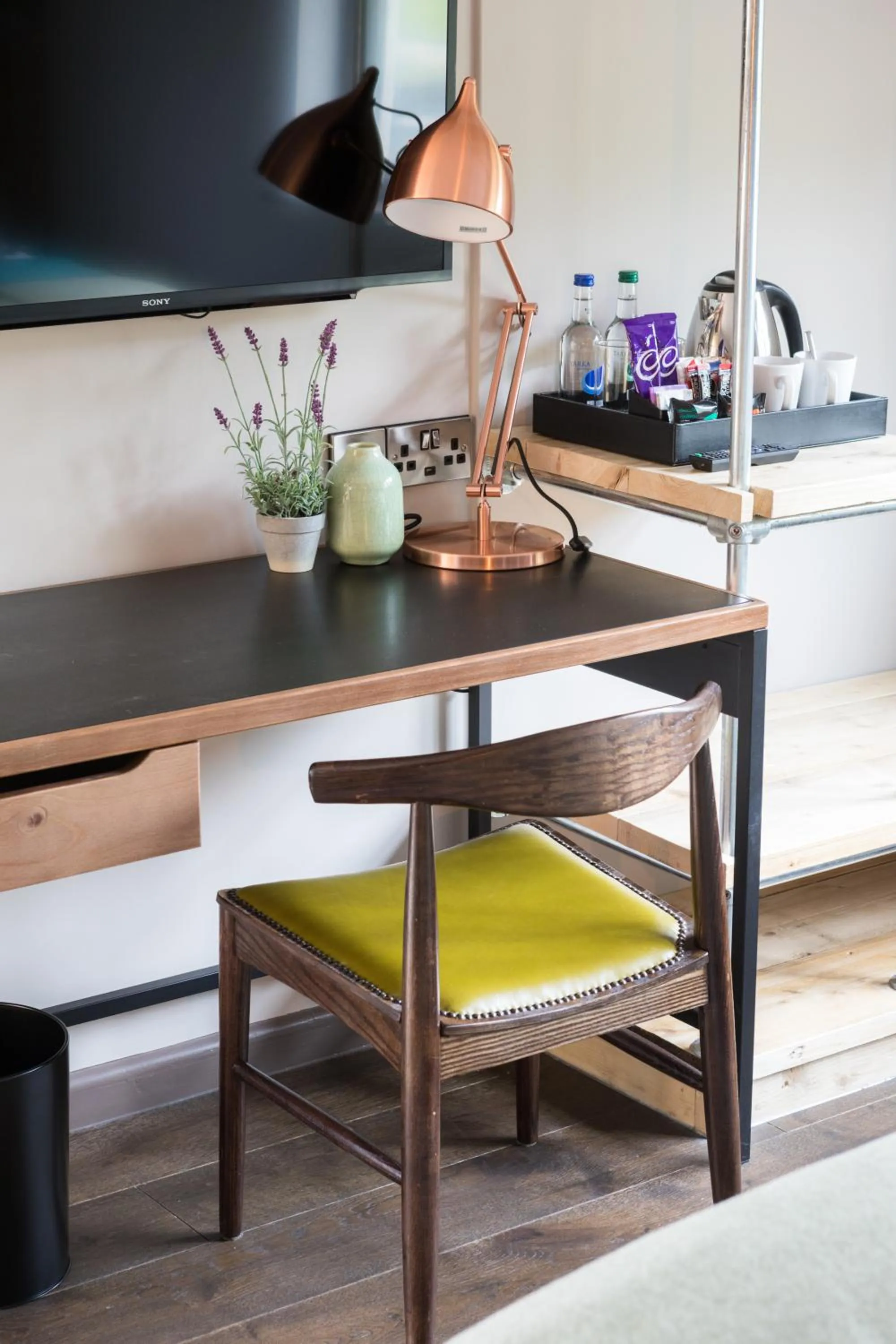 Seating area in Dartmoor Halfway Inn