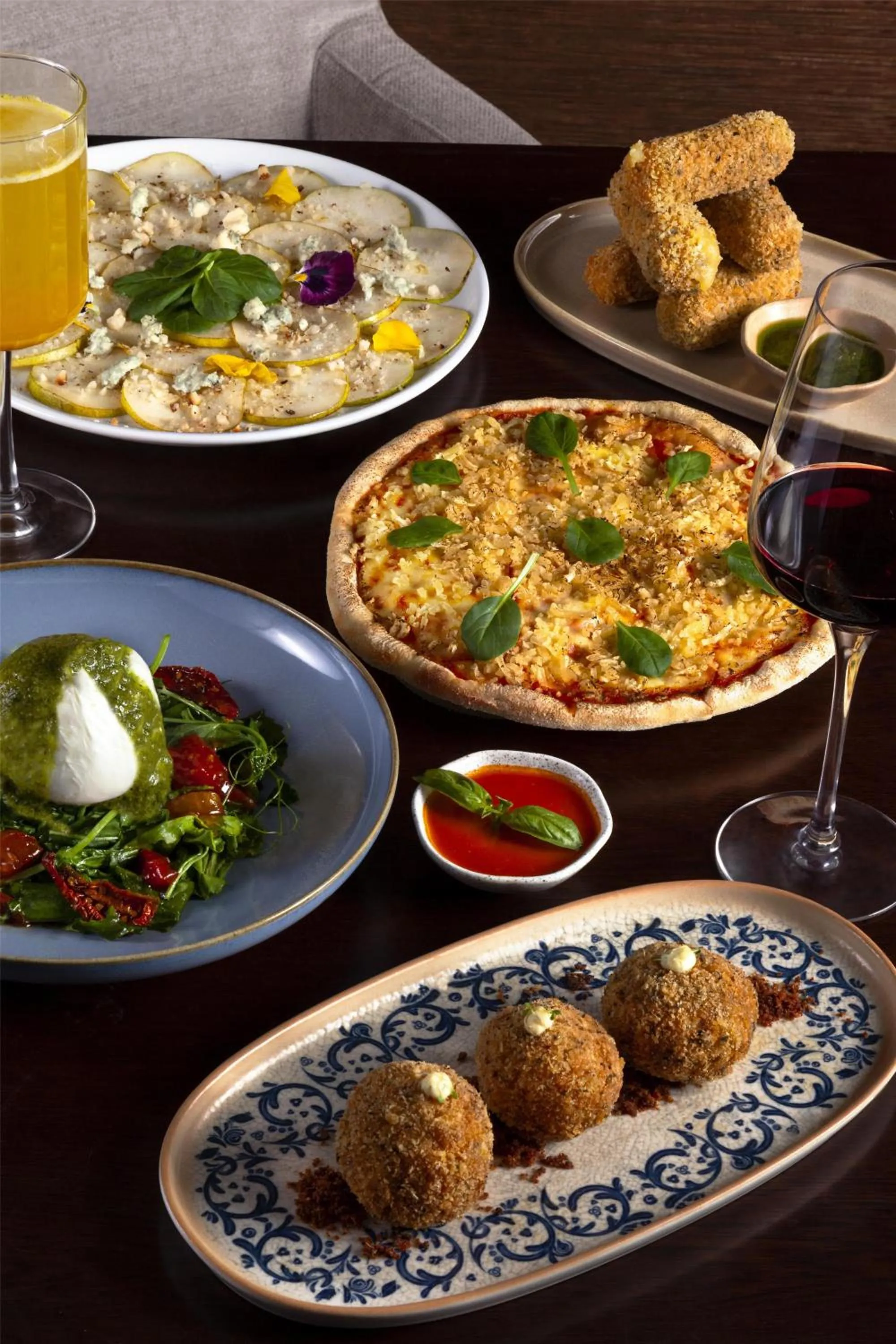 Restaurant/places to eat in NH Collection Bogota Andino Royal