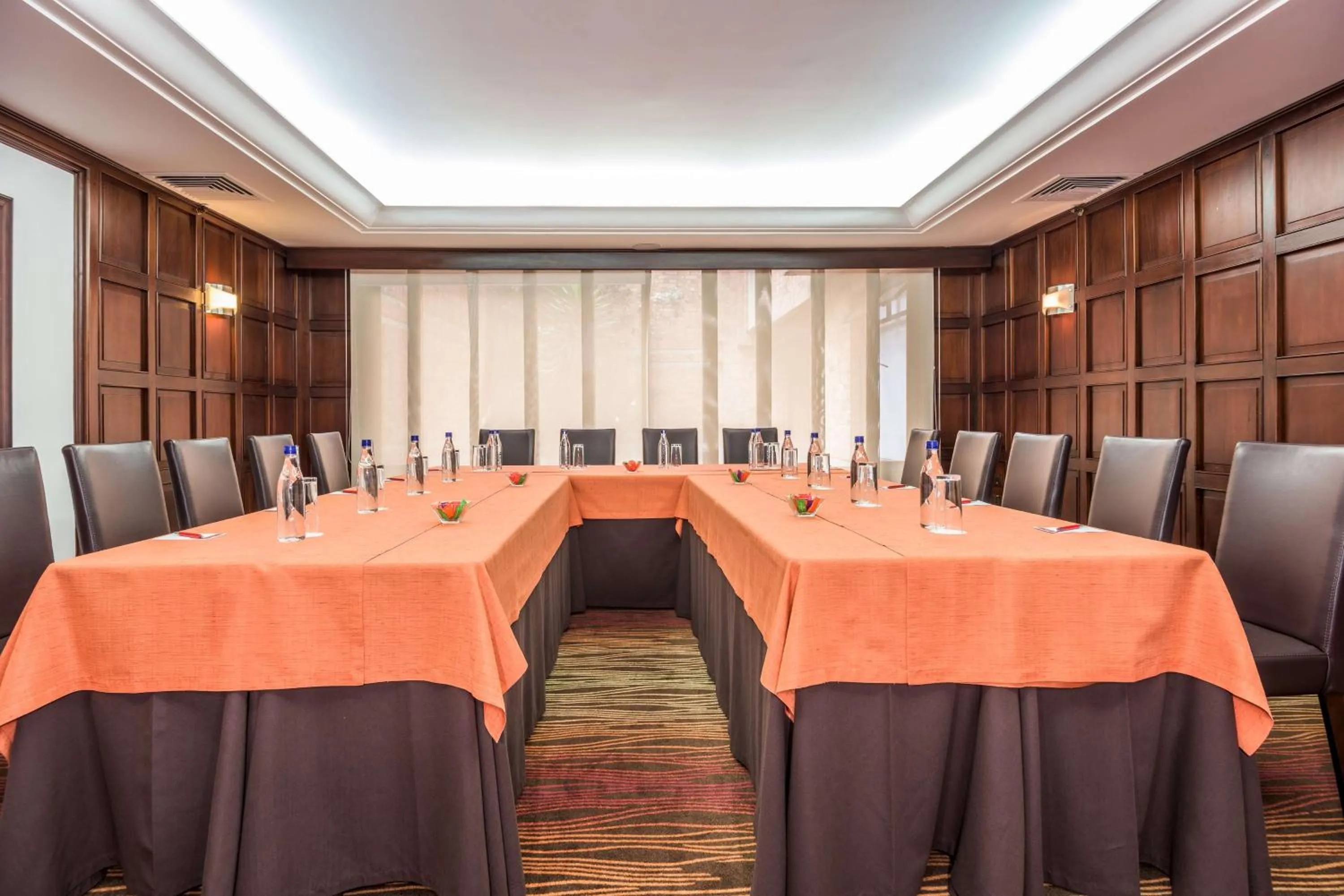 Meeting/conference room in NH Collection Bogota Andino Royal