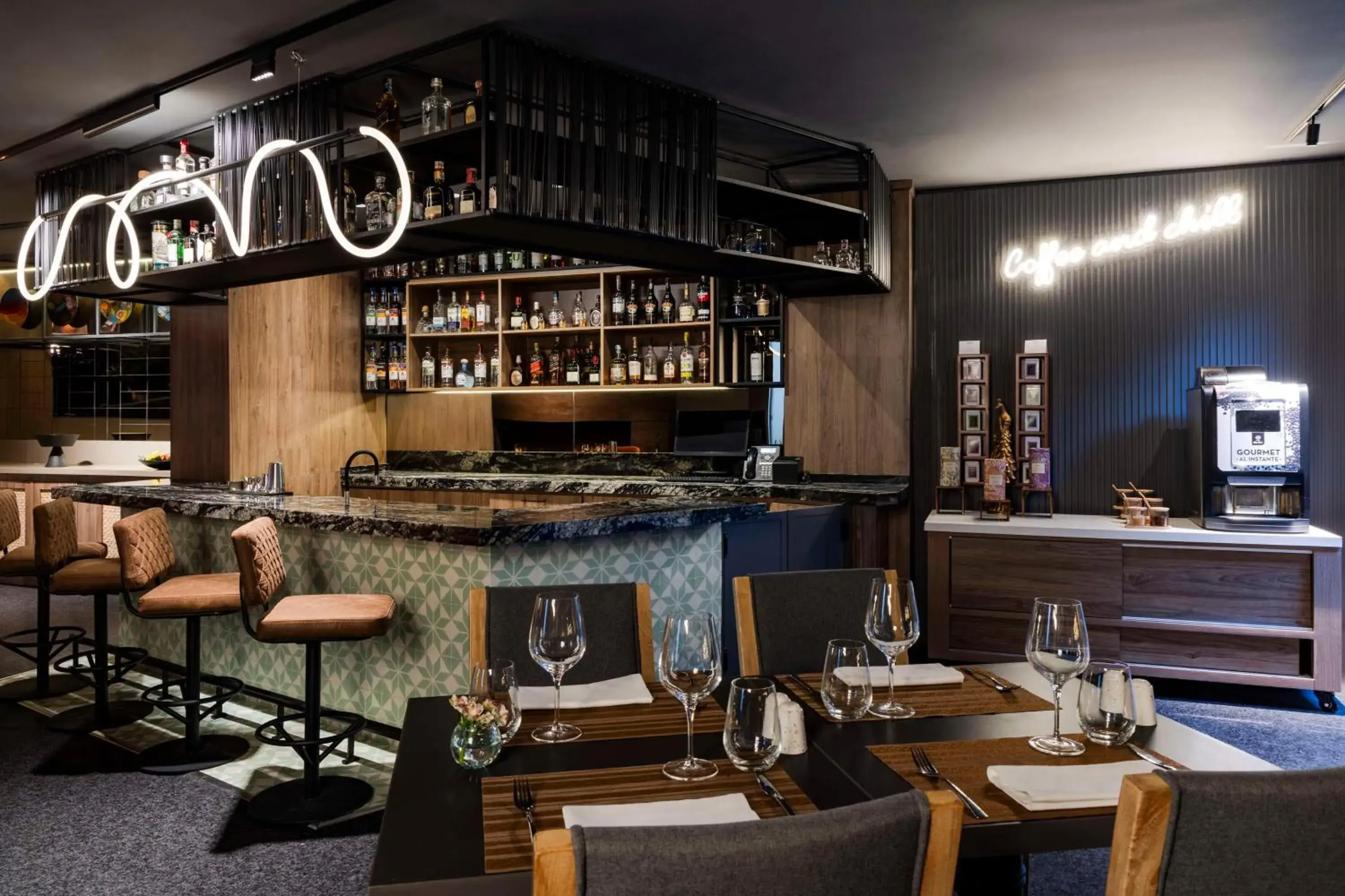 Lounge or bar in Avani Royal Zona T Bogotá Hotel Lounge or bar in Avani Royal Zona T Bogotá Hotel