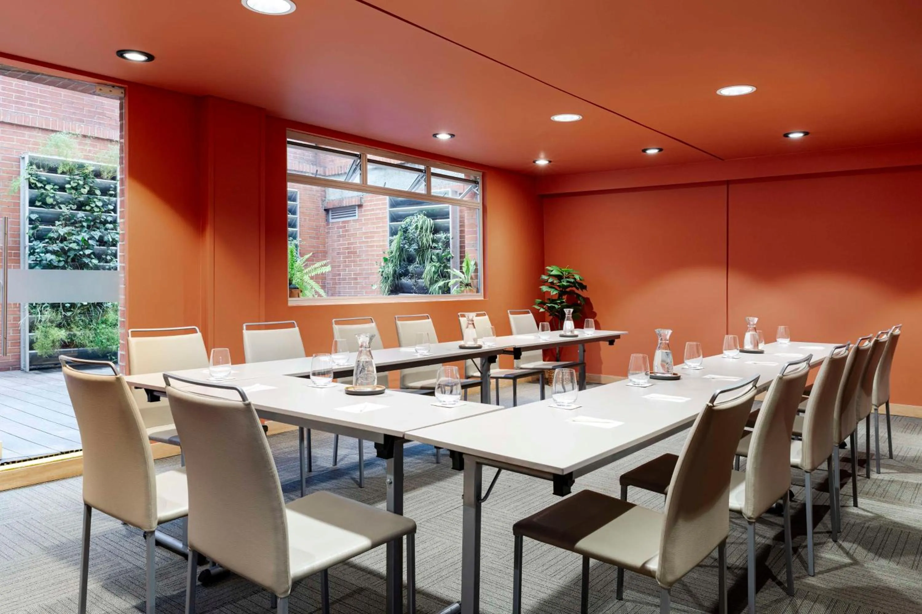 Meeting/conference room in Avani Royal Zona T Bogotá Hotel